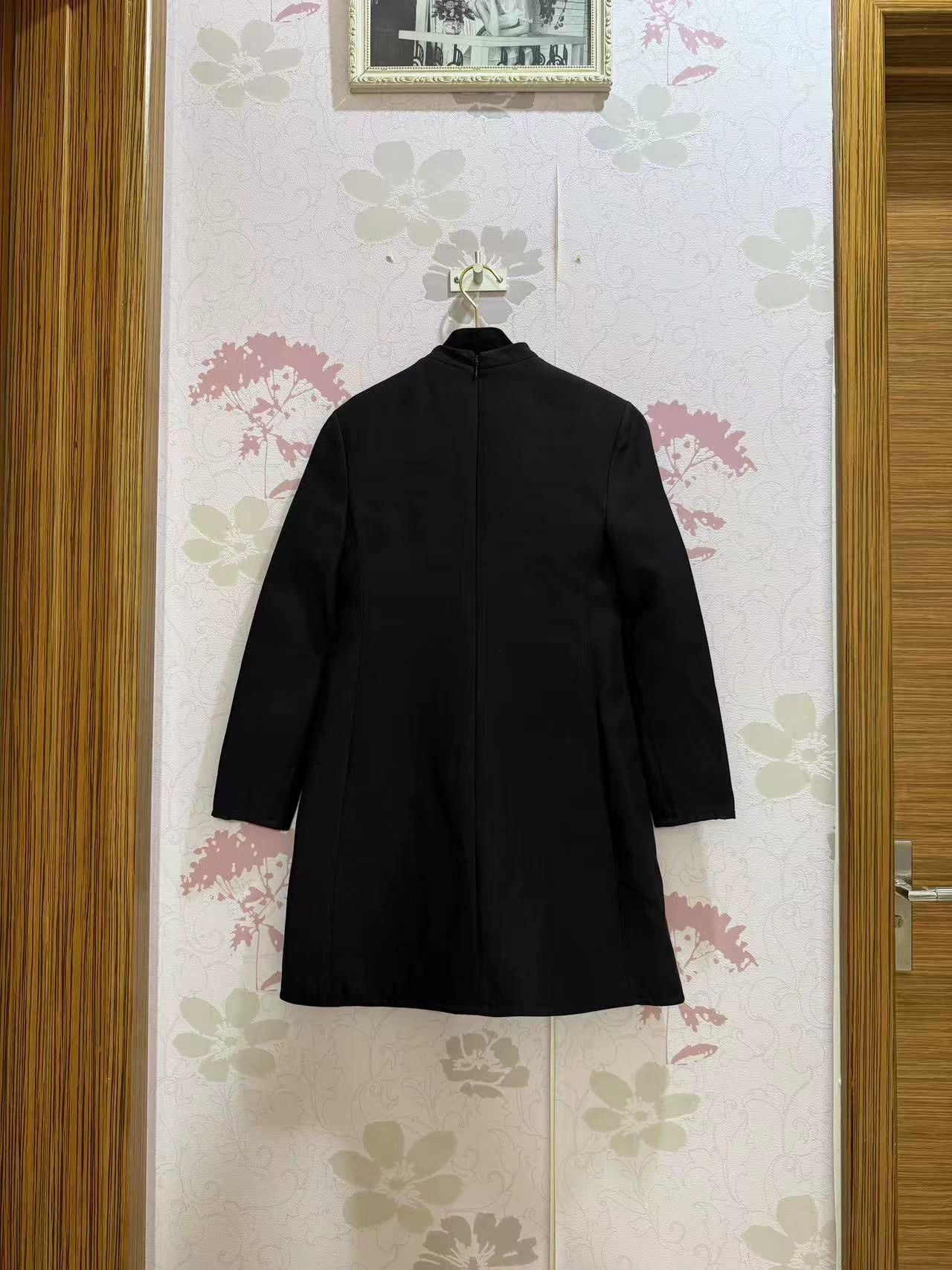 Valentino VALENTINO Black Dress F40 - dmc Size US 31 - 1 Thumbnail