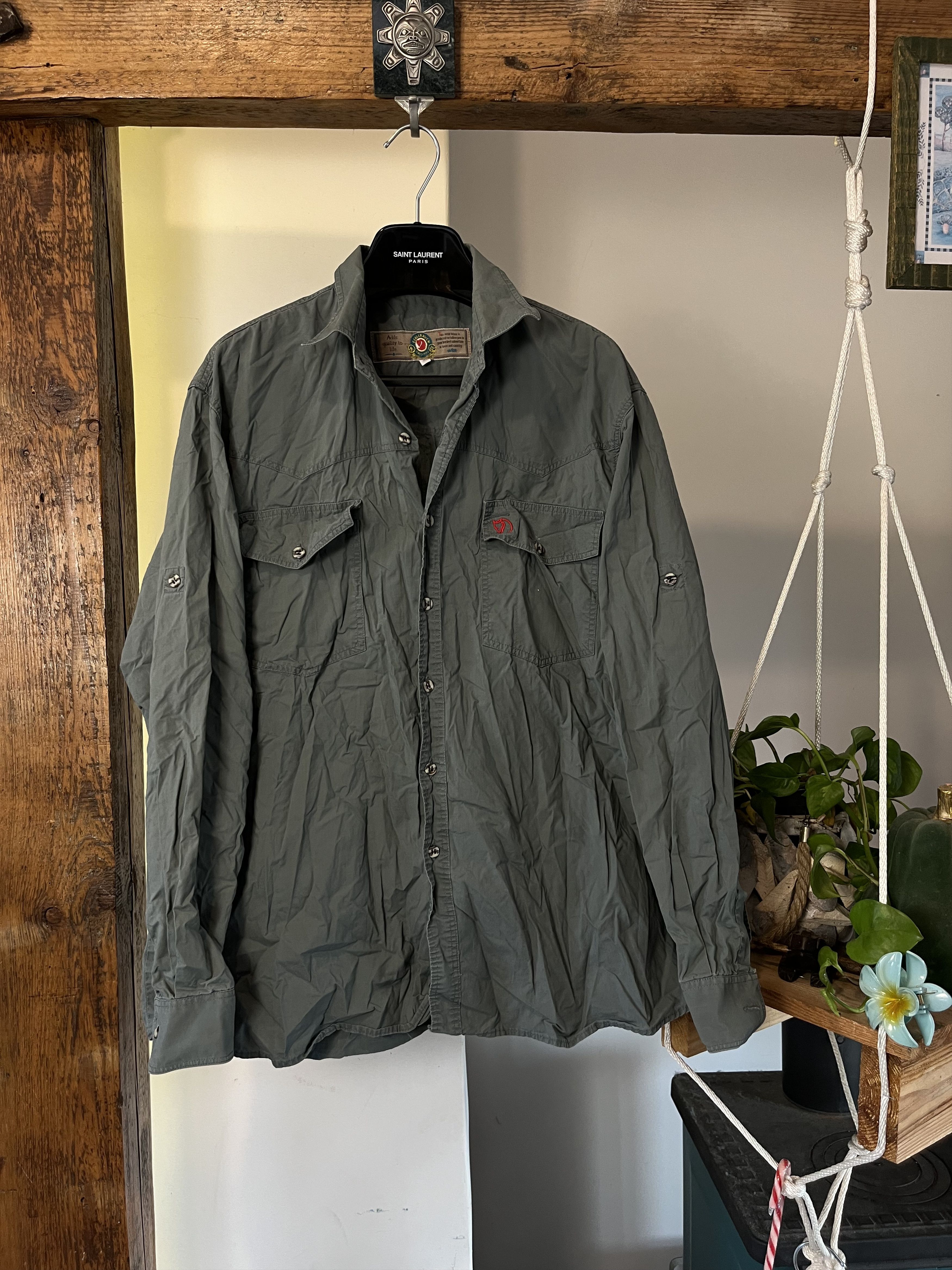 Fjallraven × Vintage Vintage 90s Fjallraven Khaki Embroidered Logo Shirt Size US L / EU 52-54 / 3 - 1 Thumbnail