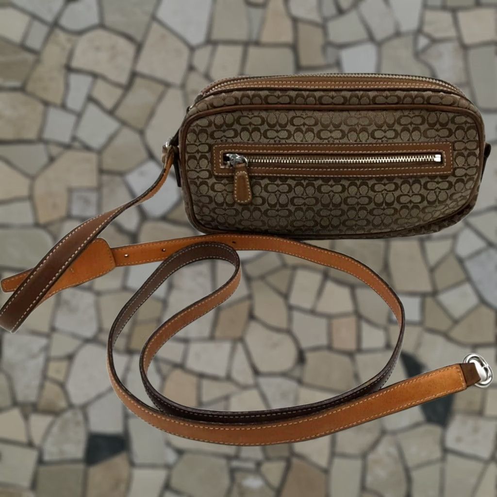 Coach Coach Signature 6341 Pouch Shoulder Handbag Purse Brown Women Bag Size ONE SIZE - 1 Thumbnail