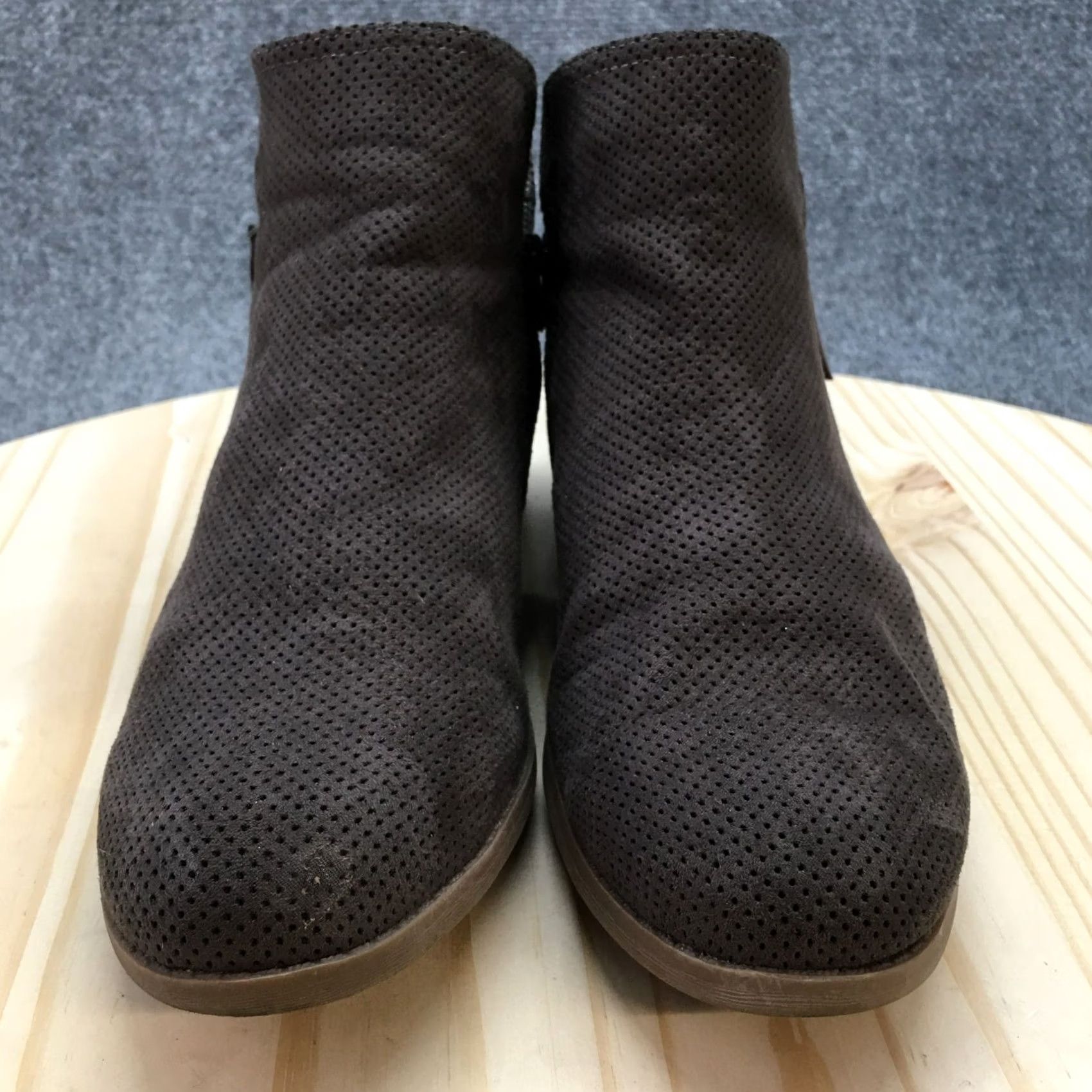 Vintage Universal Thread Boots Womens 11 Ankle Booties Brown Suede Side Zip Block Heel Casual Modern Shoes Size US 11 / IT 41 - 4 Thumbnail
