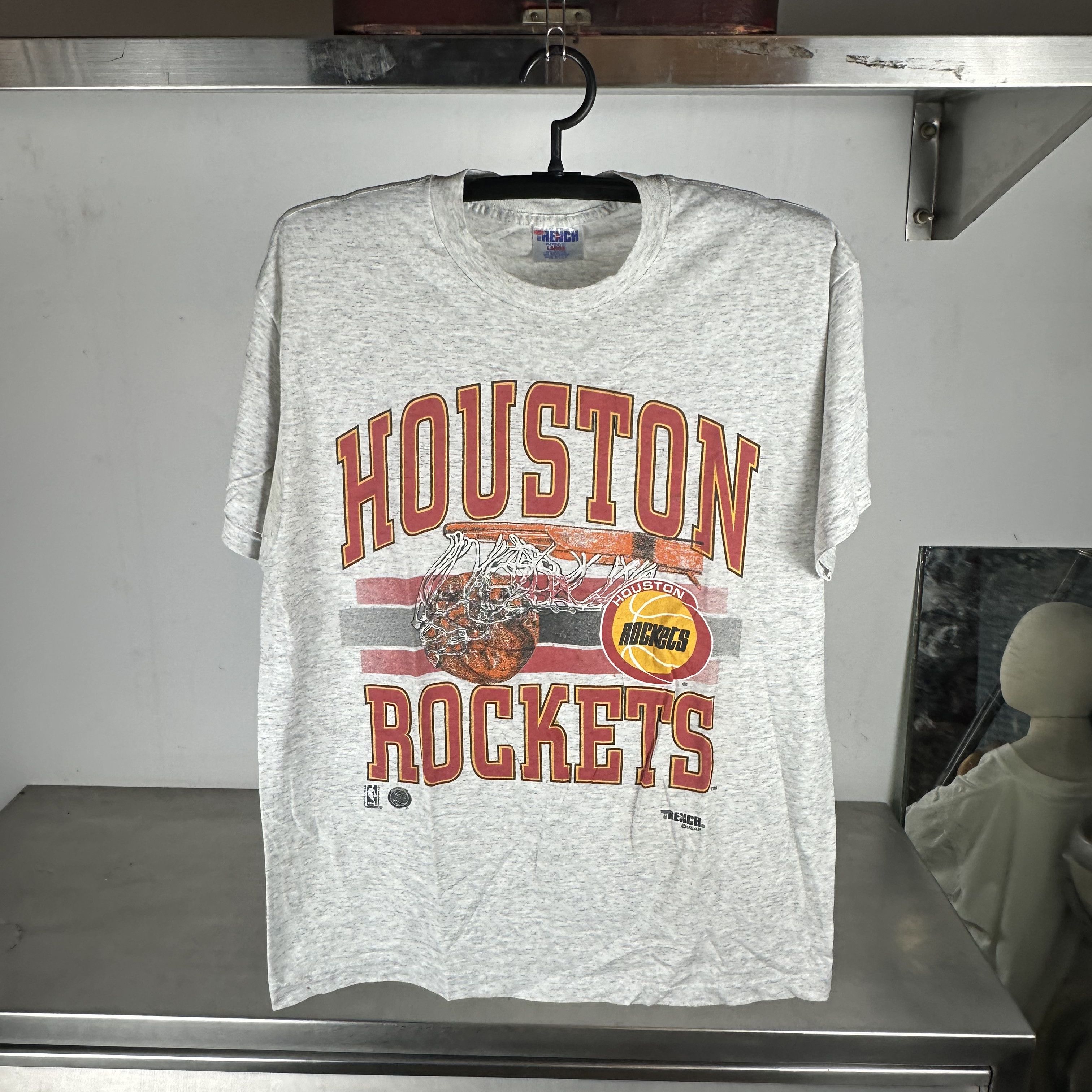 Vintage 90s Houston Rockets Basketball NBA Graphic Large T-Shirt Size US L / EU 52-54 / 3 - 1 Thumbnail