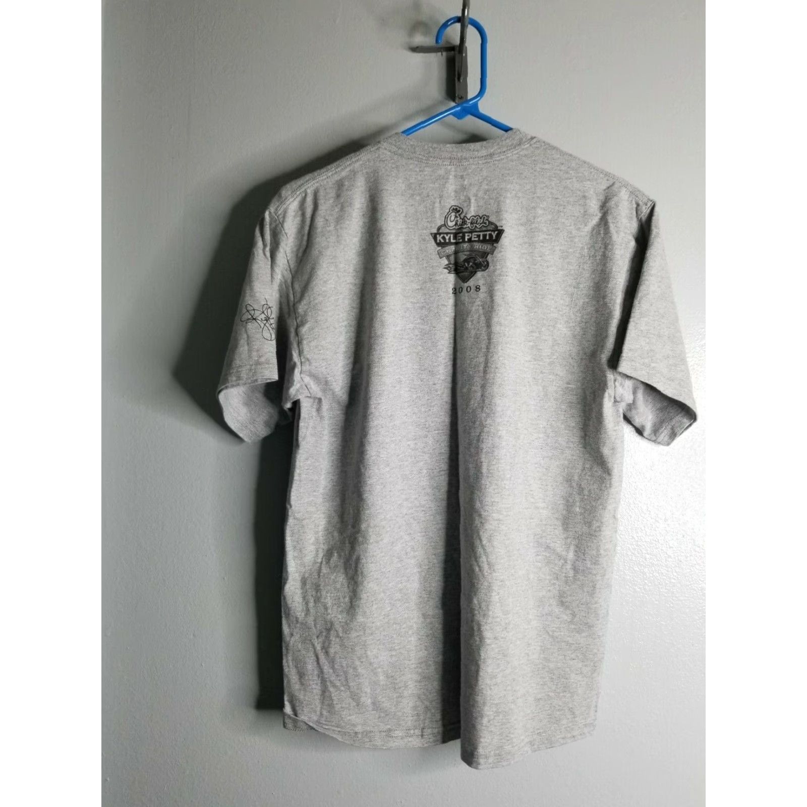 Hanes 2008 Chick-fil-a Kyle Petty Charity Ride Double Sided Gray Graphic Tee Mens M Size US M / EU 48-50 / 2 - 2 Thumbnail