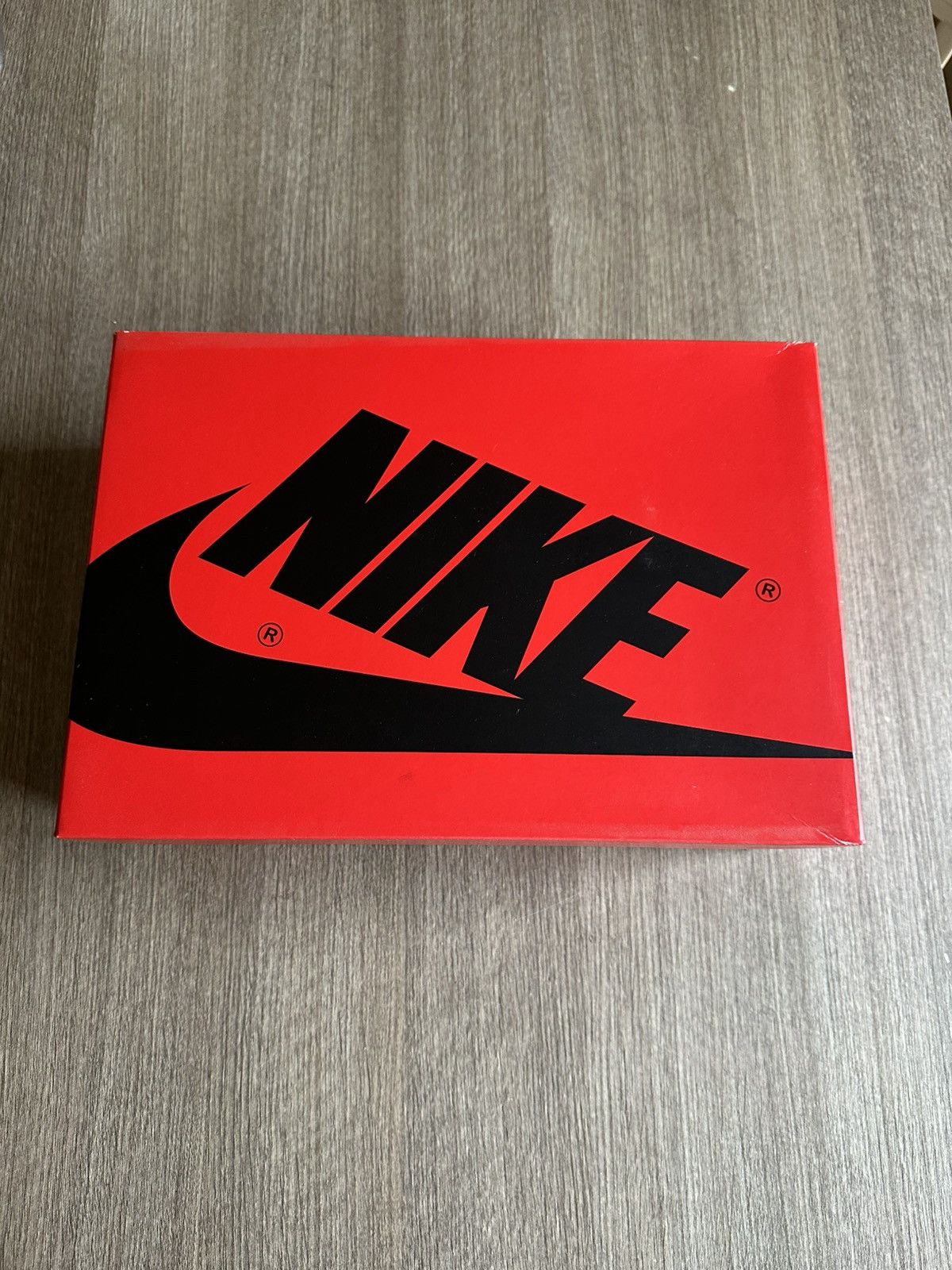 Jordan Brand Jordan 1 High OG Neutral Grey Size US 10.5 / EU 43-44 - 7 Thumbnail