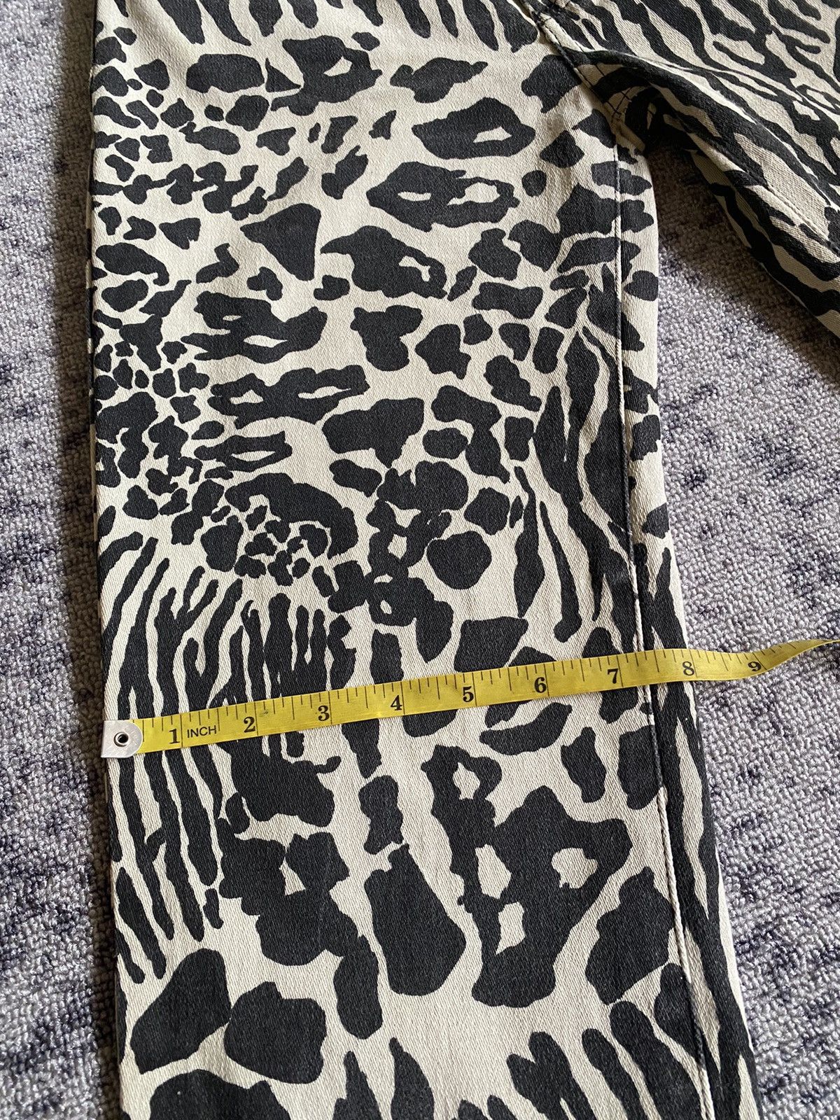 Dolce & Gabbana Dolce & Gabbana J&ans zebra pattern pants Size US 27 - 19 Thumbnail