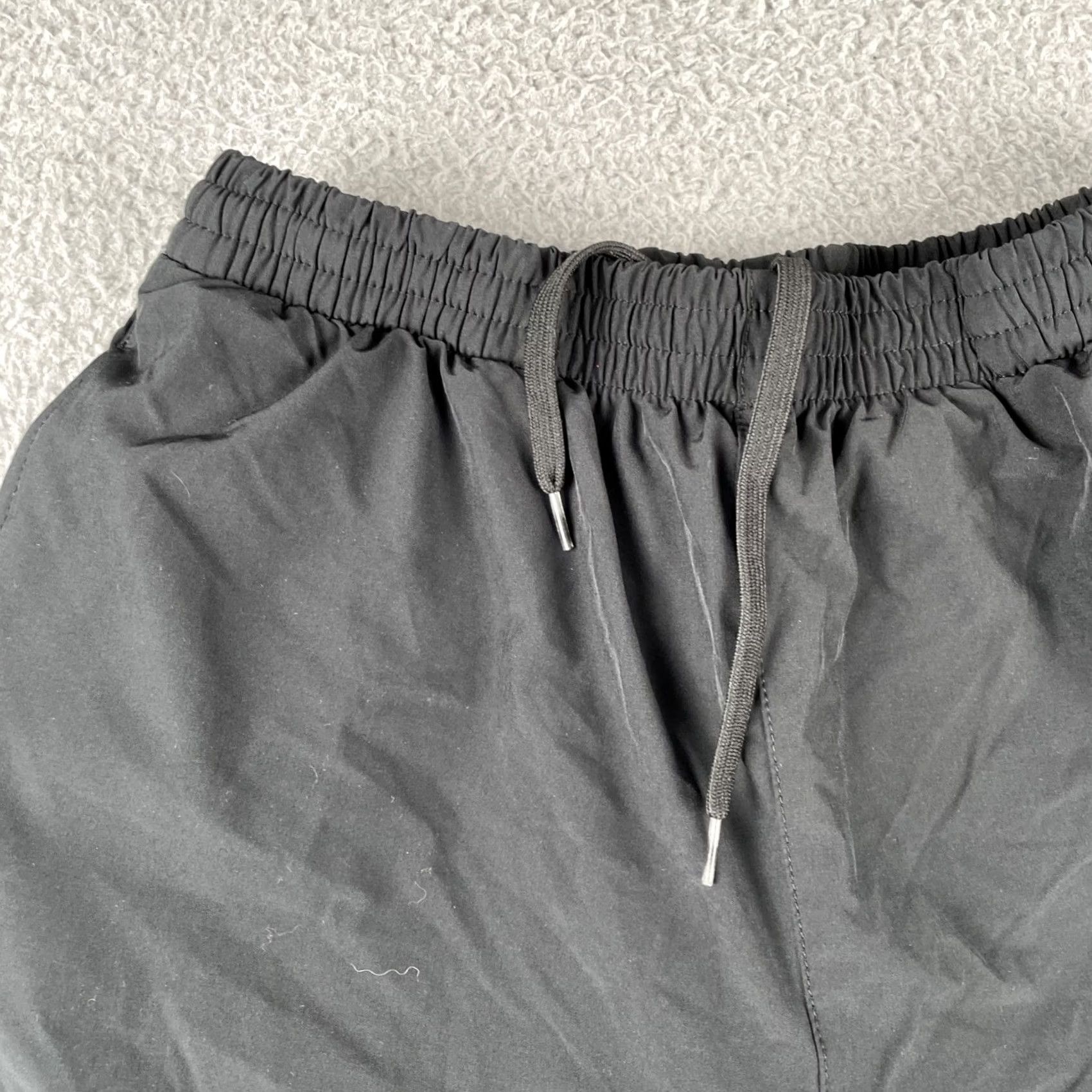 New Balance New Balance Mens Large Black Fleece Lined Jogger Pants Ankle Zip EUC Athletic Sports Mens L Size US 33 - 4 Thumbnail