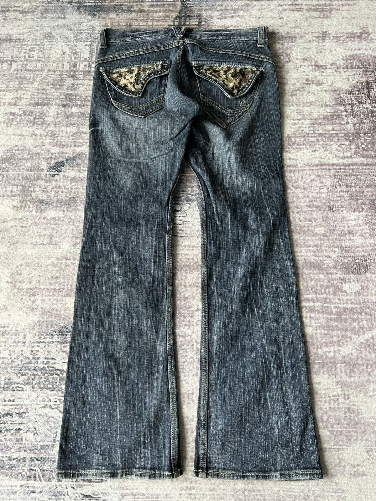 Japanese Brand Oririn Rabbit Flared Jeans Size 32" / US 10 / IT 46 - 1 Thumbnail