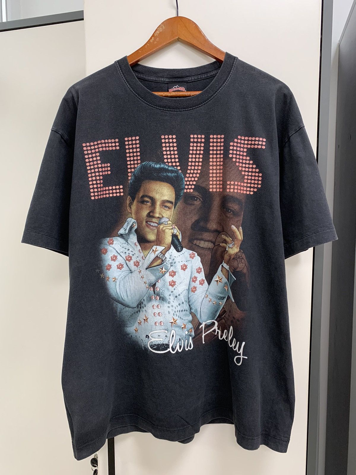 Band Tees Vintage Elvis Presley T-Shirt Size US XL / EU 56 / 4 - 1 Thumbnail