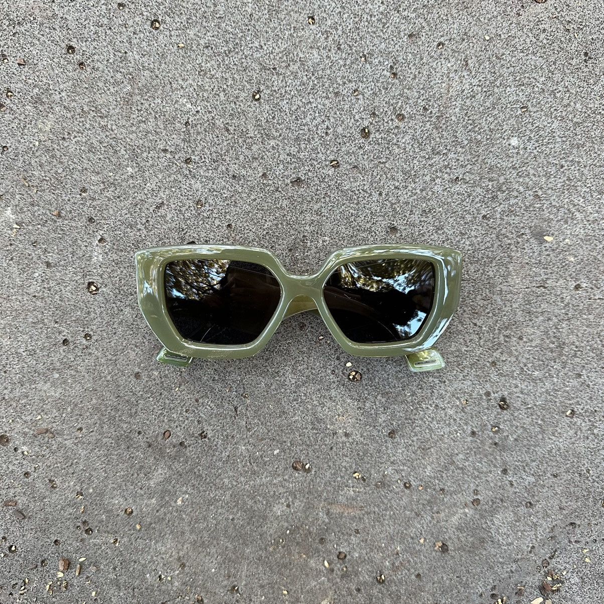 Other Y2K Unisex Sunglasses Retro Fashion Shades QB86320-01 Size ONE SIZE - 1 Thumbnail