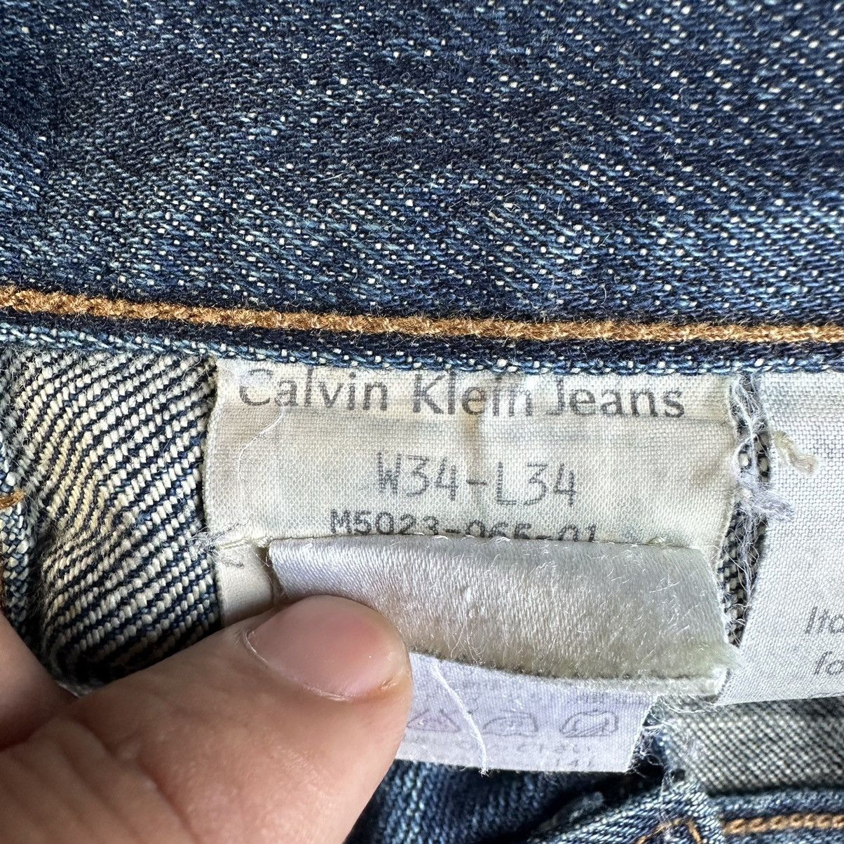 Calvin Klein Calvin Klein Italy Destroyed Faded Denim 34x30 D587 Size US 34 / EU 50 - 21 Thumbnail