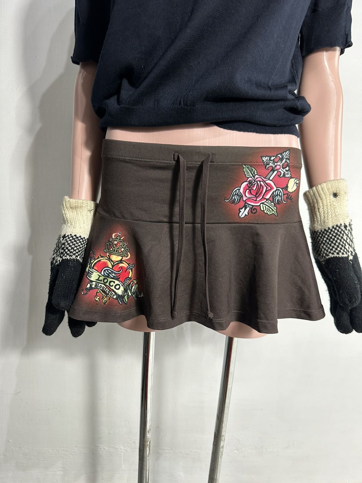 Other Loco boutique Tattoo Style Skirt Size 26" / US 2 / IT 38 - 5 Thumbnail