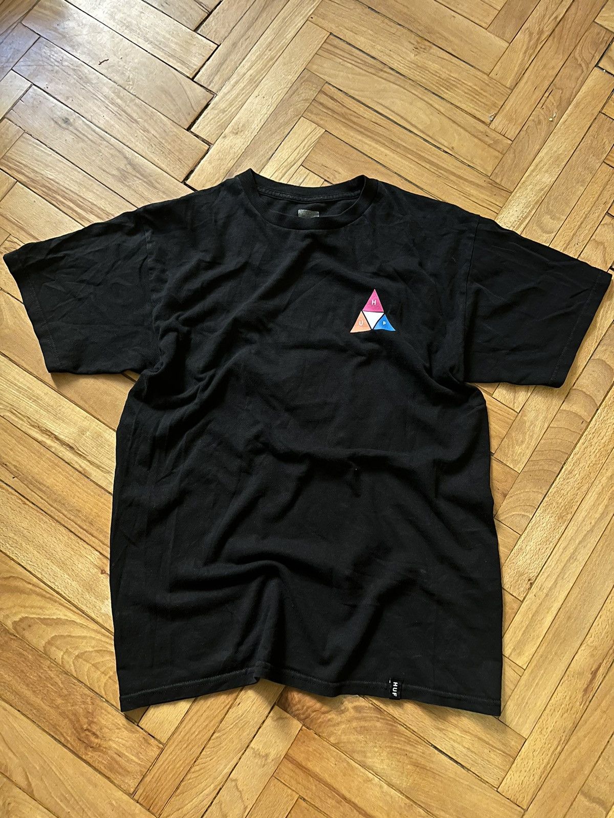 Huf HUF Triple Triangle Graphic Tee - Iconic Streetwear Style Size US M / EU 48-50 / 2 - 1 Thumbnail