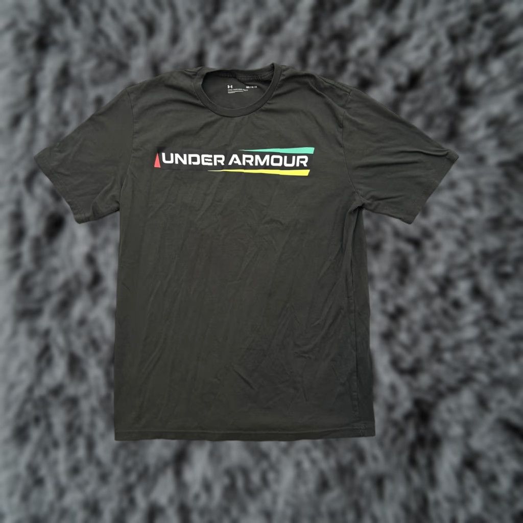 Under Armour Under Armour Shirt Mens Medium Black Multicolor Graphic Tee 1370731 T-Shirt Graphic Print Crew Neck Short Sleeve Relaxed Fit Cotton Polyester Size US M / EU 48-50 / 2 - 1 Thumbnail