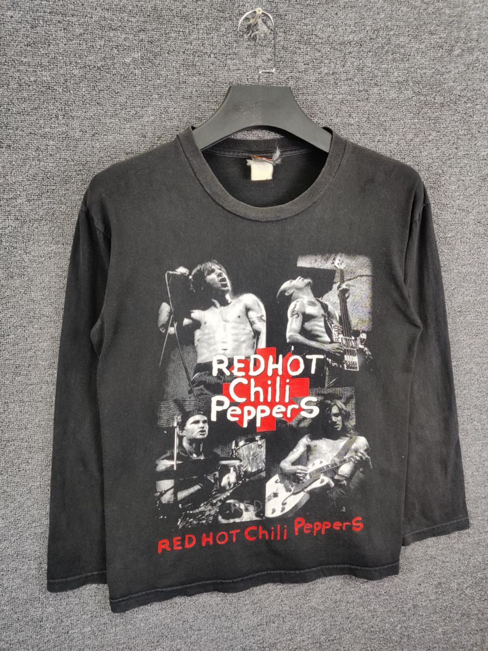 Band Tees Vintage Red Hot Chili Peppers Long Sleeve Tee Tshirt Size US M / EU 48-50 / 2 - 3 Thumbnail