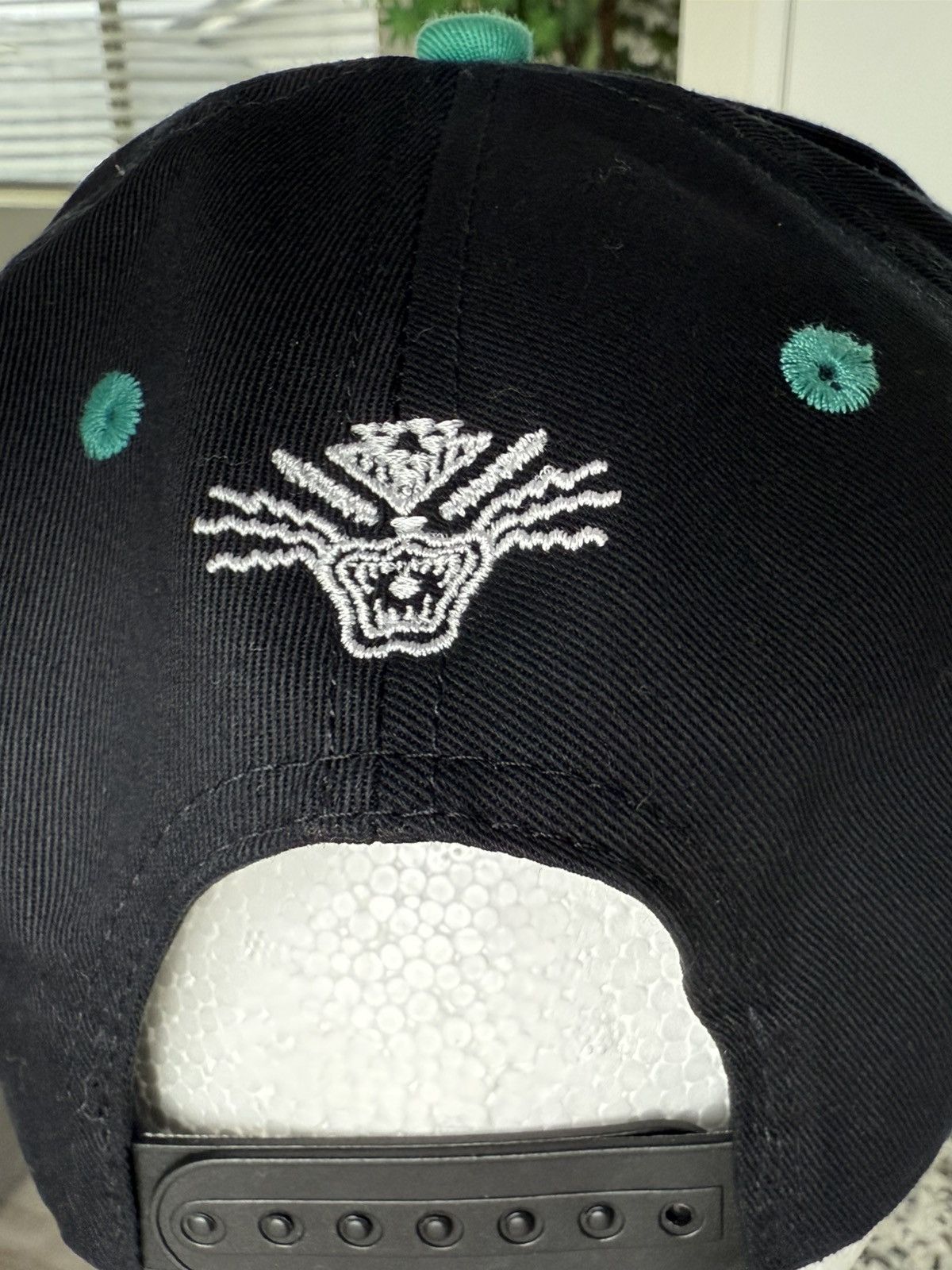 TISA Vancouver Grizzlies Classic Vintage TISA SnapBack Hat Size ONE SIZE - 8 Thumbnail