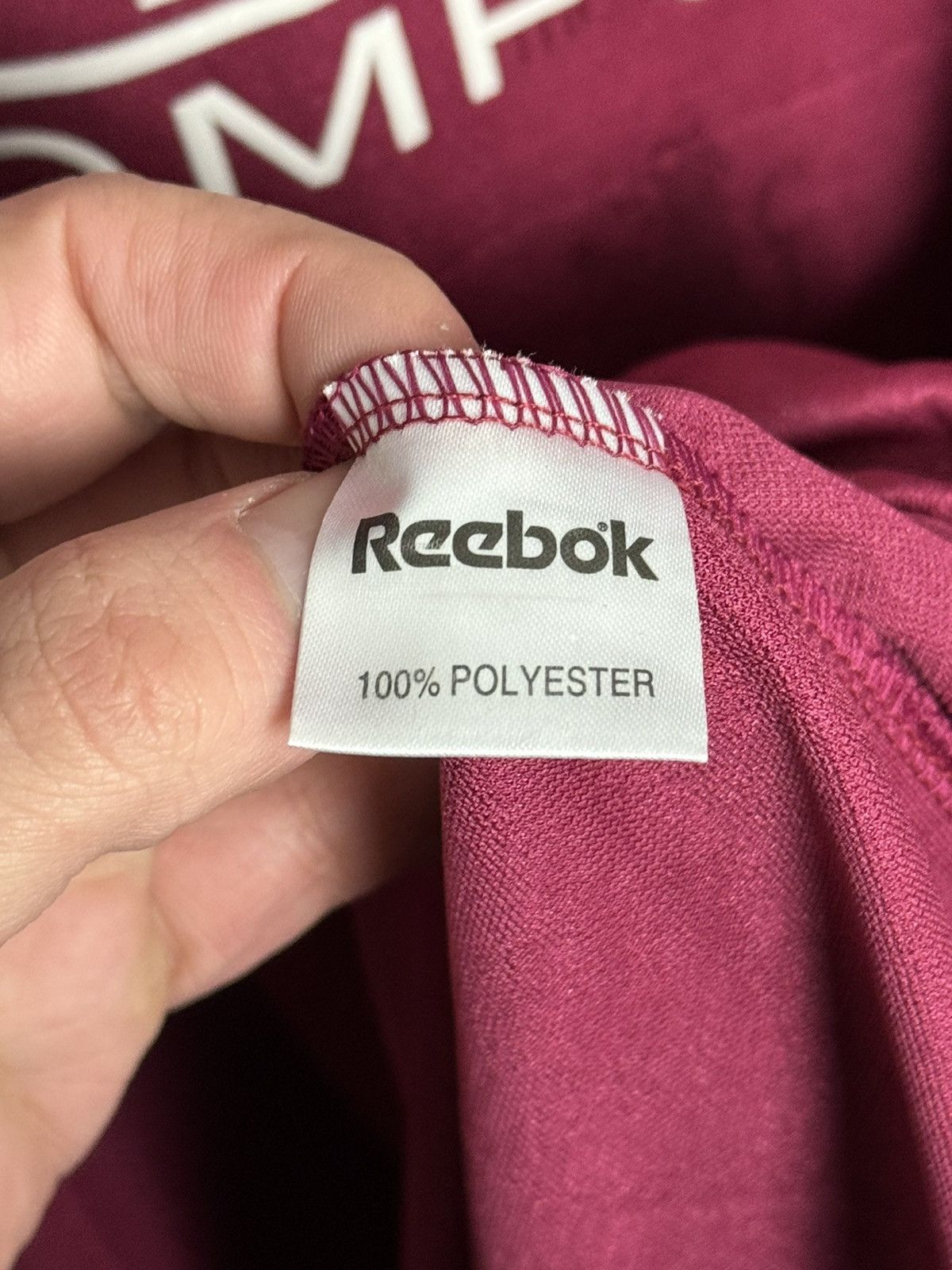 Reebok Aston Villa 95/97 Home Football Jersey Size US L / EU 52-54 / 3 - 9 Thumbnail