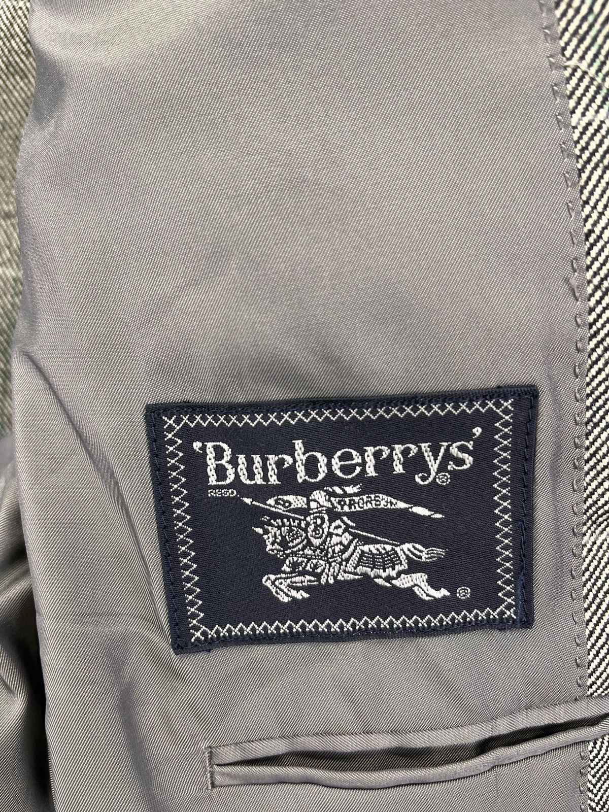 Burberry Vintage Burberry Luxury Rare Wool Blazer Coat Jacket Size US S / EU 44-46 / 1 - 7 Thumbnail