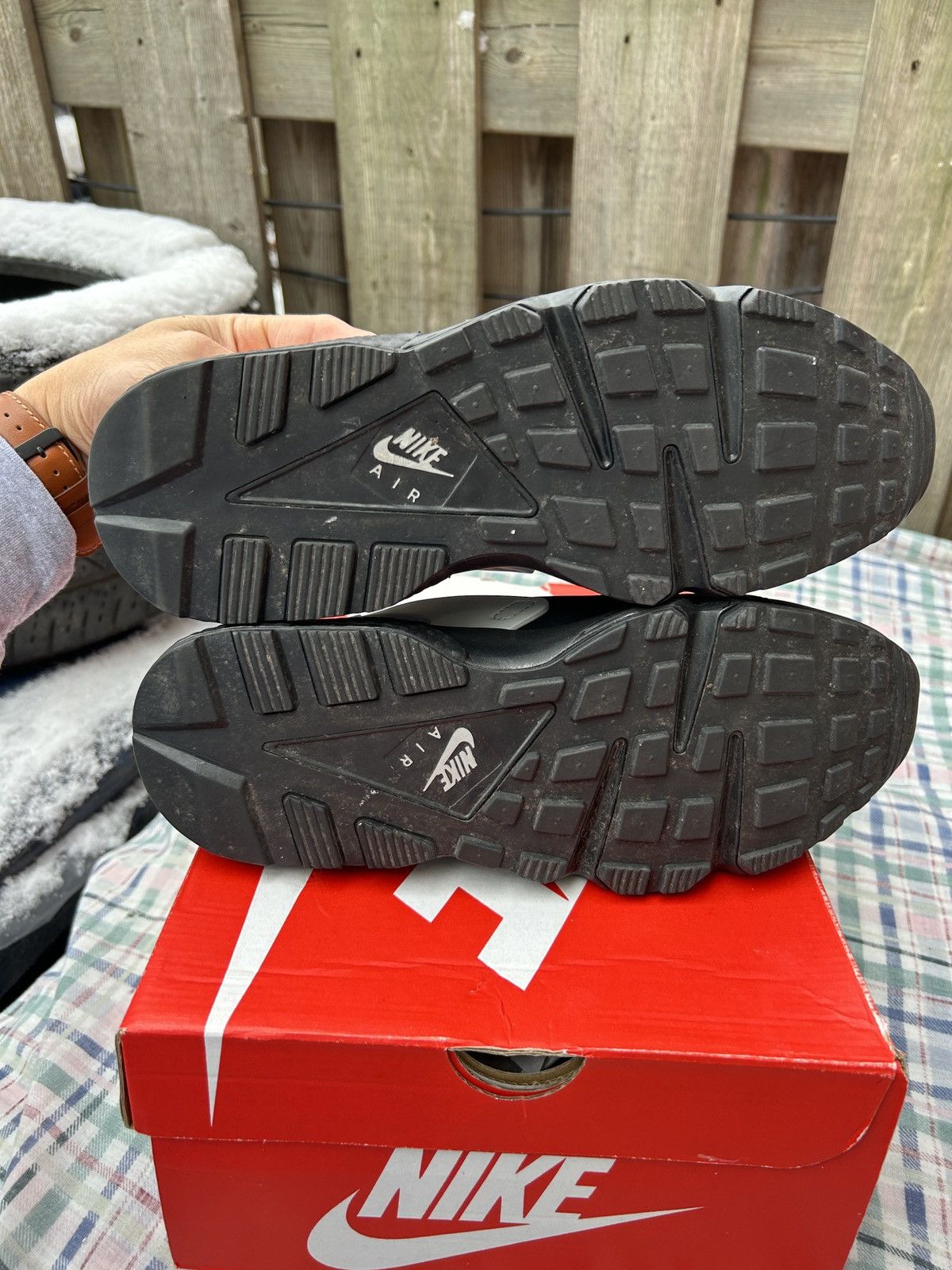 Nike Nike Air Huarache F22 Black Neon Size US 9.5 / EU 42-43 - 8 Thumbnail