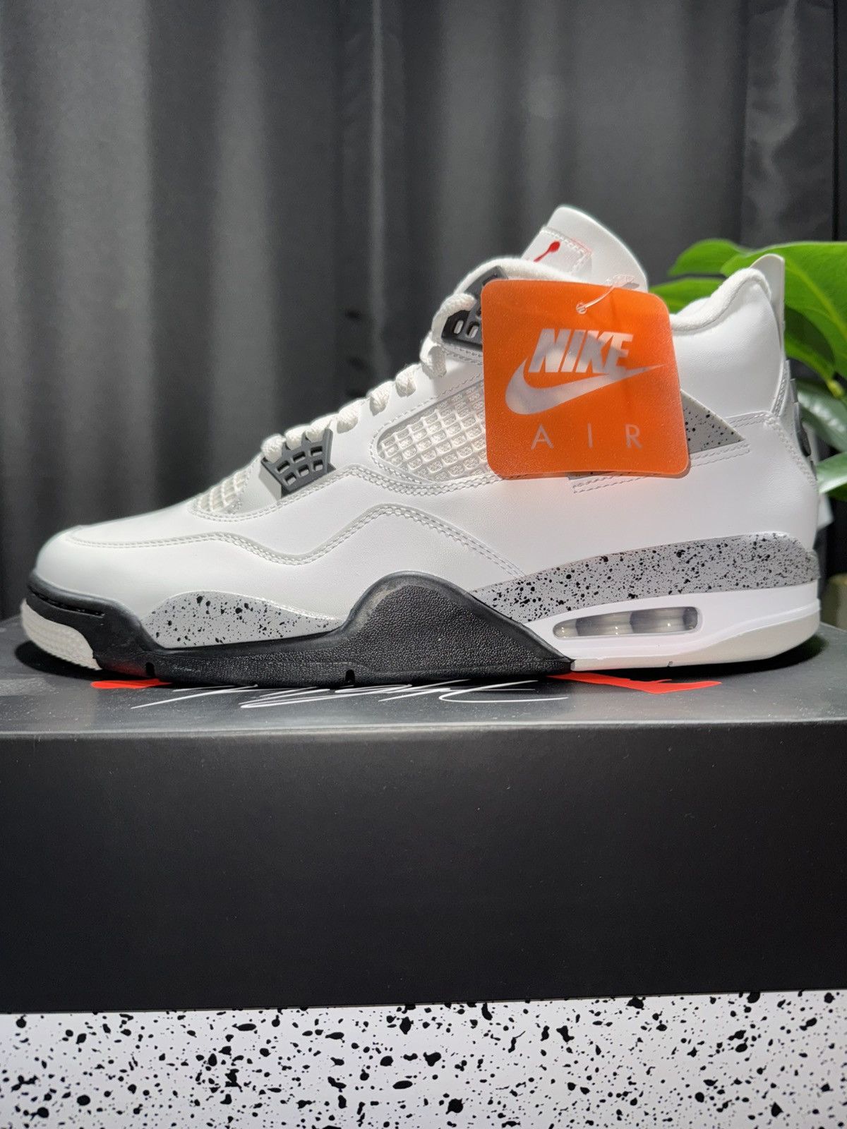 Jordan Brand Jordan 4 White Cement Size US 12 / EU 45 - 1 Thumbnail