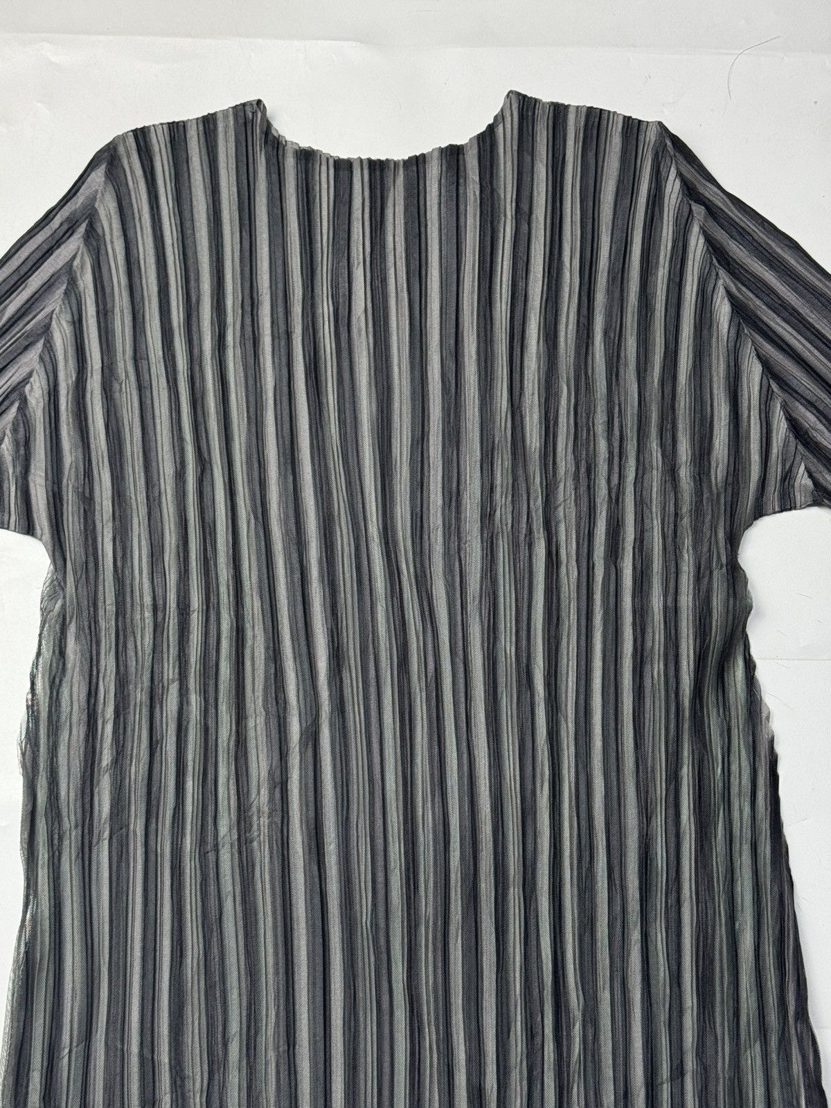 Pleats Please Issey Miyake Pleats Please Issey Miyake Double Layers Shirt Size L / US 10 / IT 46 - 4 Thumbnail