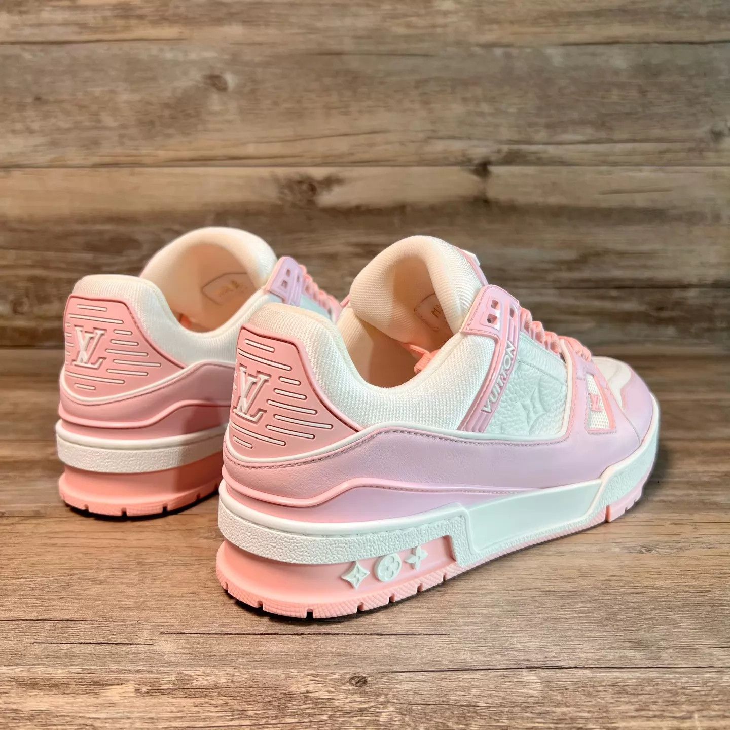 Louis Vuitton LV Trainer 25 Pink/White 37 97% NoBox NoFlaws MinorSoleWear Size US 6.5 / IT 36.5 - 3 Thumbnail
