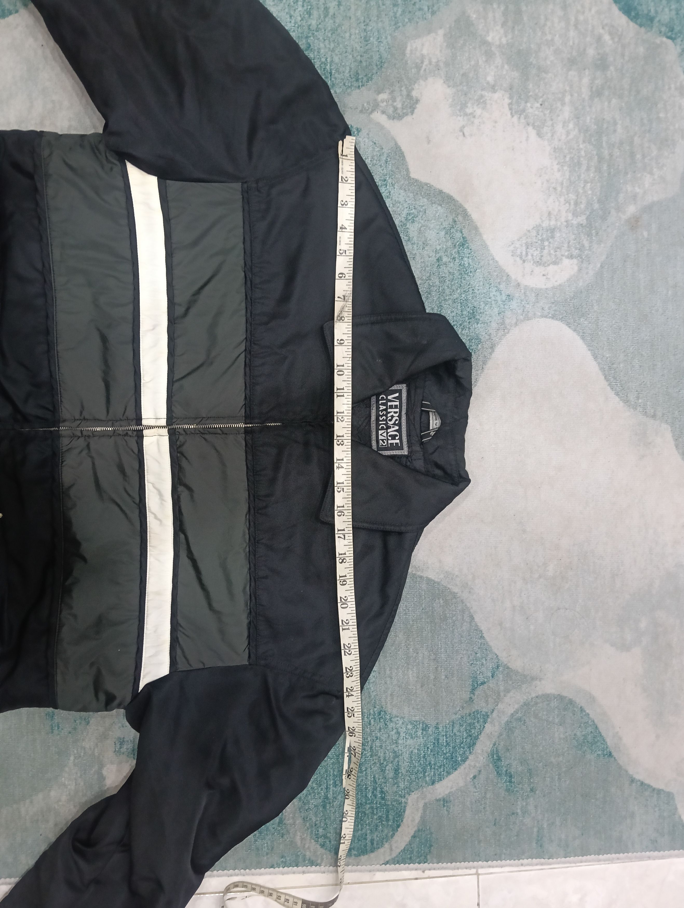 Versace × Vintage Versace Classic V2 Jacket Size US L / EU 52-54 / 3 - 22 Thumbnail