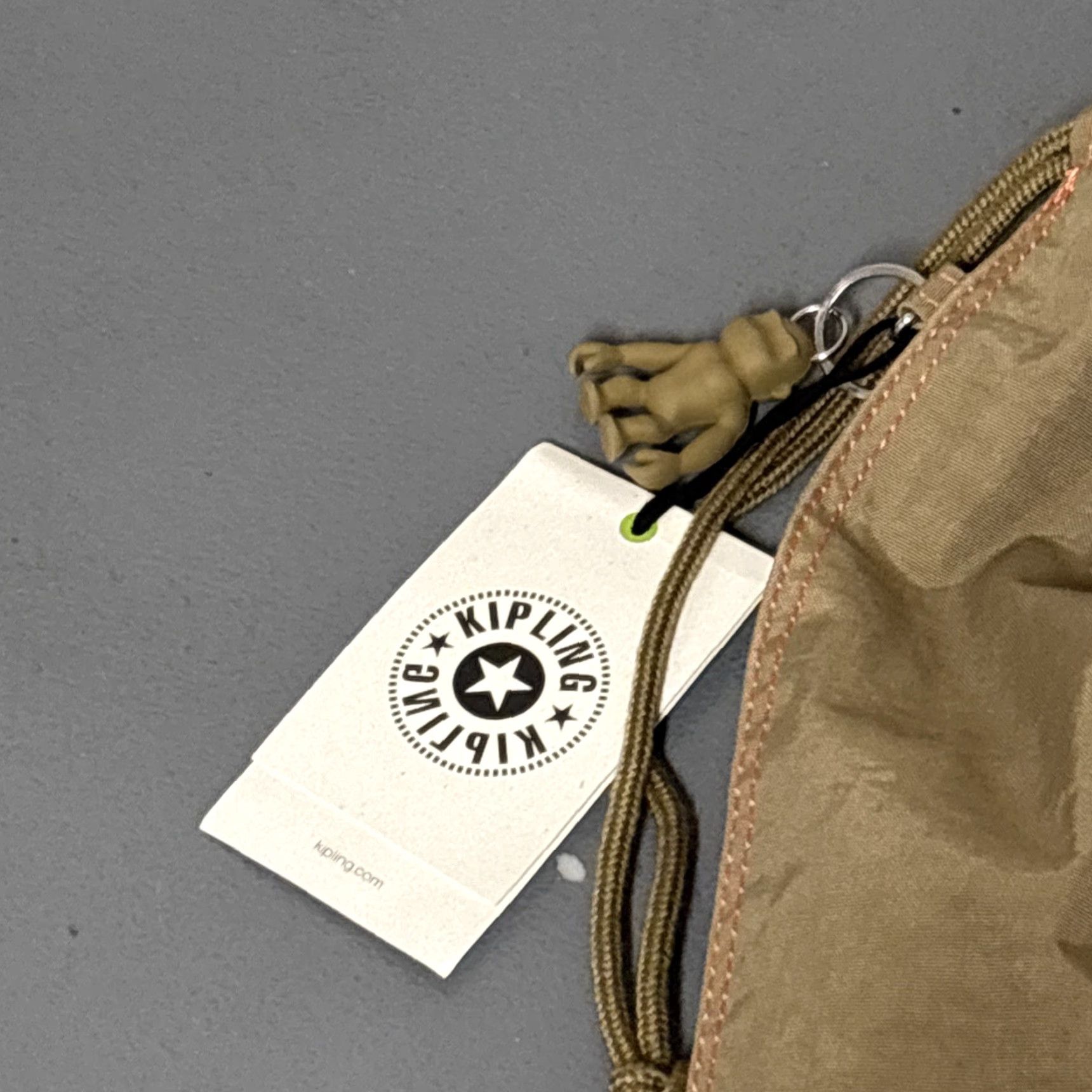Vintage Kipling Hip Hurray Tote Bag Drawstring Packable Beige Monkey Keychain NWT Size ONE SIZE - 3 Thumbnail