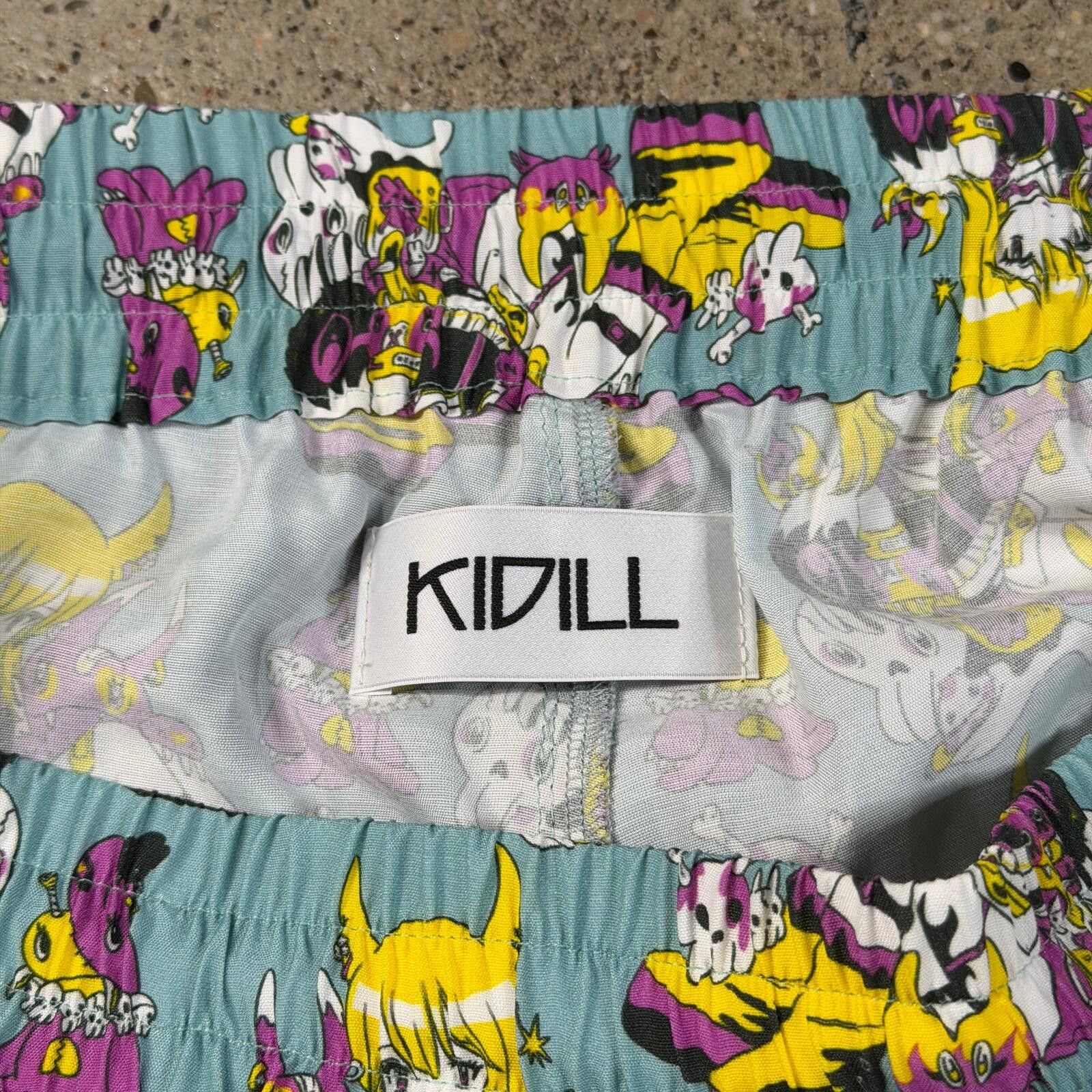 KIDILL Kidill Anime Girl Print Shorts Size US 32 / EU 48 - 6 Thumbnail