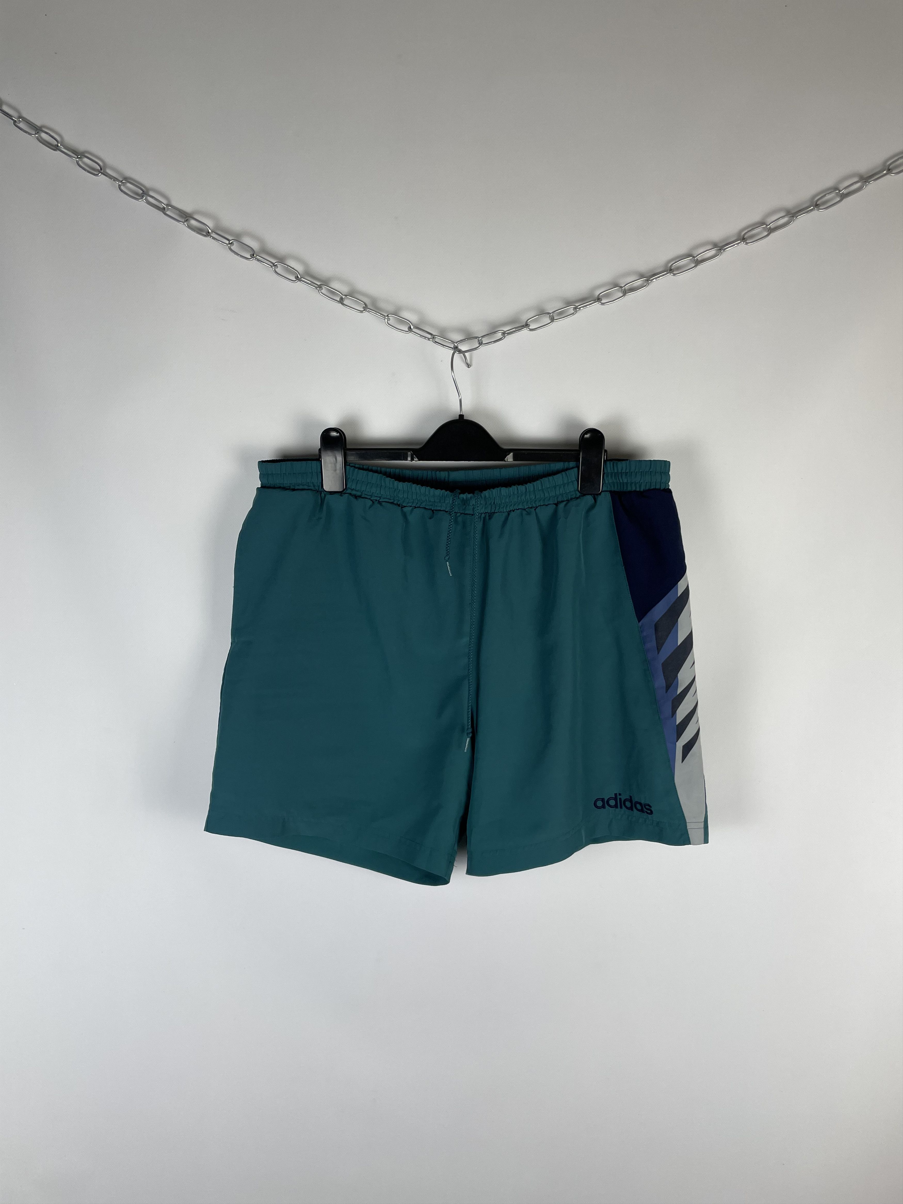 Adidas Vintage Adidas Shorts 90s Size US 32 / EU 48 - 1 Thumbnail