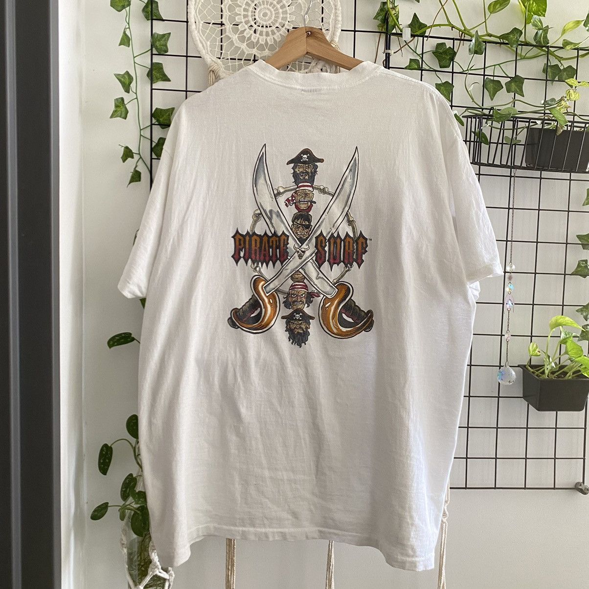 Vintage Thrashed Vintage 90s Pirate Surf ERD GRUNGE GRAIL OG TEE Size US XL / EU 56 / 4 - 1 Thumbnail