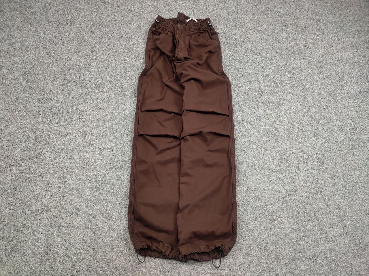 Japanese Brand Vintage Japanese Style Y2K Parachute Brown Baggy Pants Size US 30 / EU 46 - 2 Thumbnail