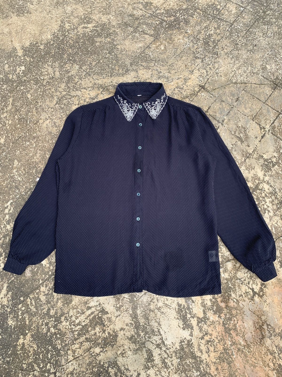Japanese Brand Japanese Brand Trim Embroidery Mikro Polkadot Silk Shirt Size L / US 10 / IT 46 - 1 Thumbnail