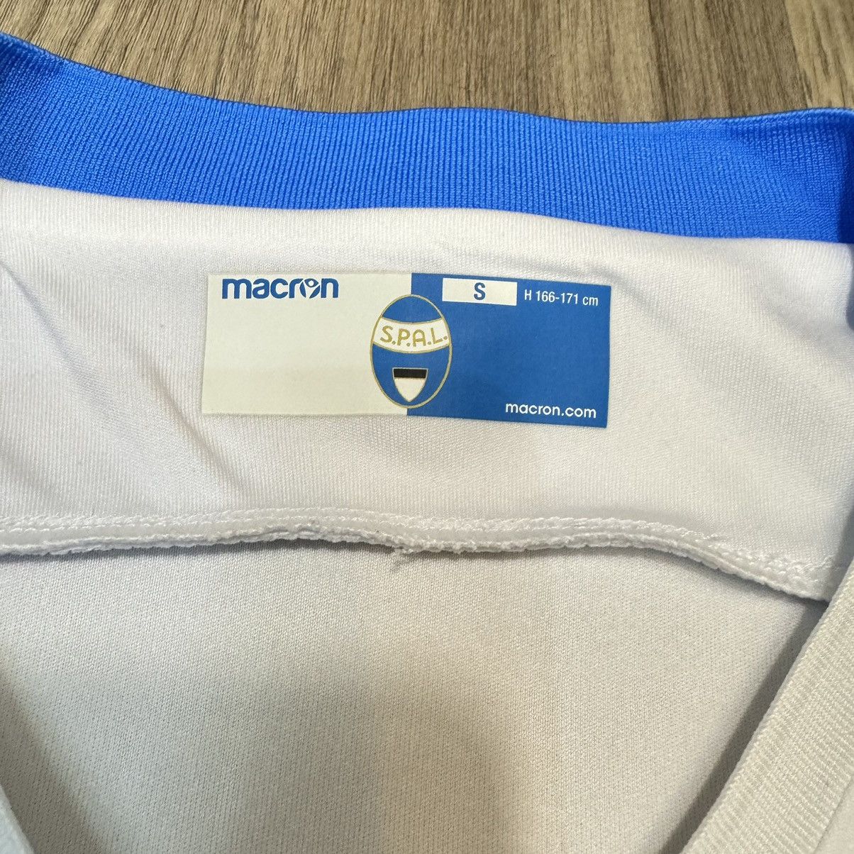 Macron SPAL 18/19 home shirt Size US S / EU 44-46 / 1 - 5 Thumbnail