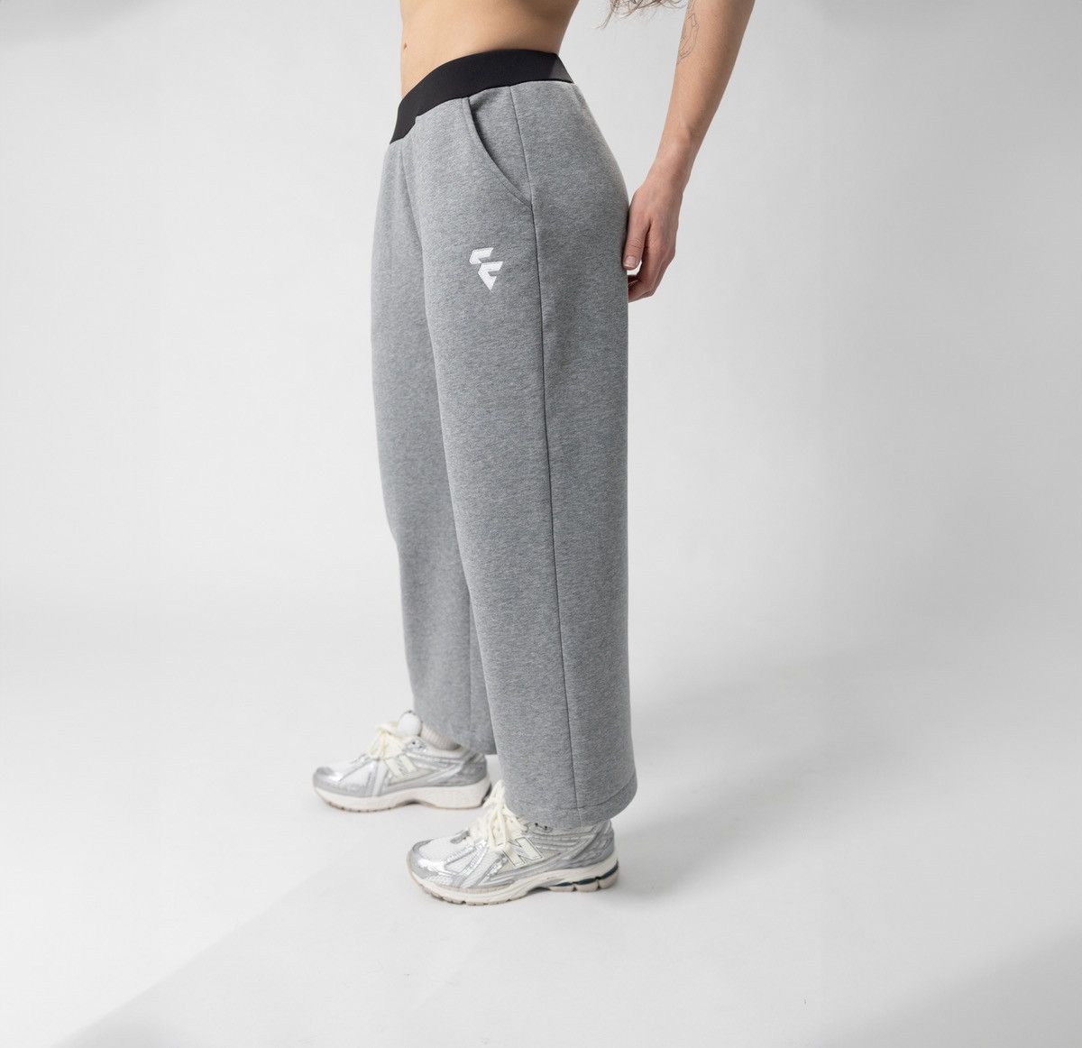 Other Elektrik Training Pro 4” High Waist Gray Gym Sweatpant Size 32" / US 10 / IT 46 - 6 Thumbnail