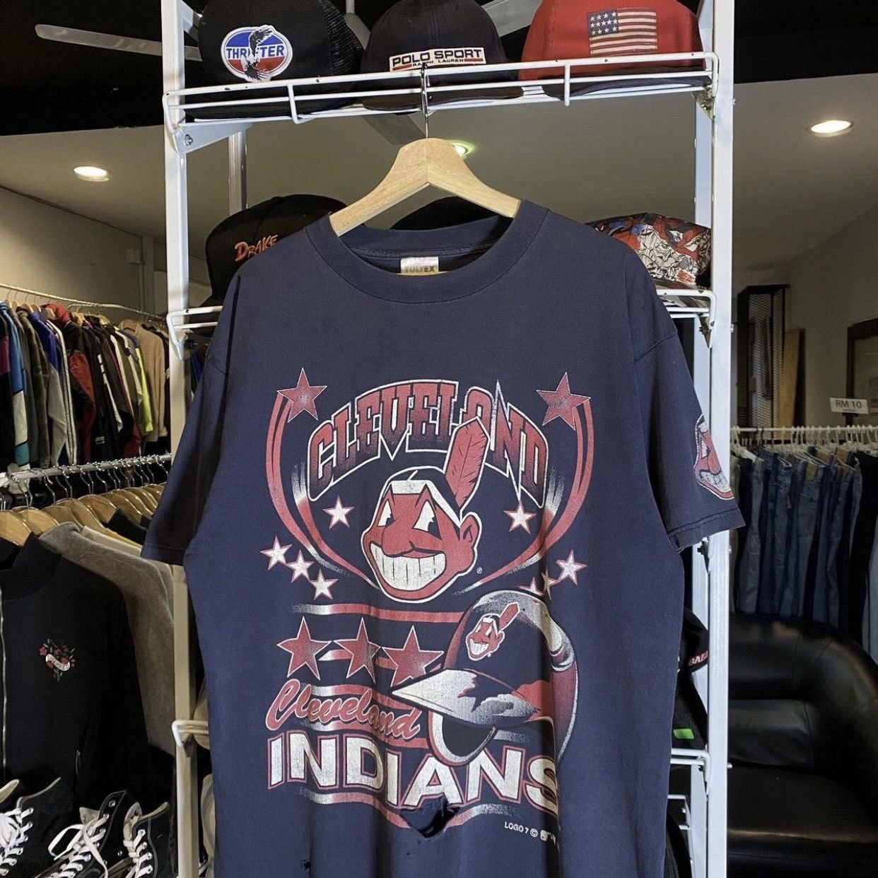 Logo 7 Vintage 90s Logo 7 Cleveland Indians Chief Wahoo T-Shirt Size US XL / EU 56 / 4 - 3 Thumbnail