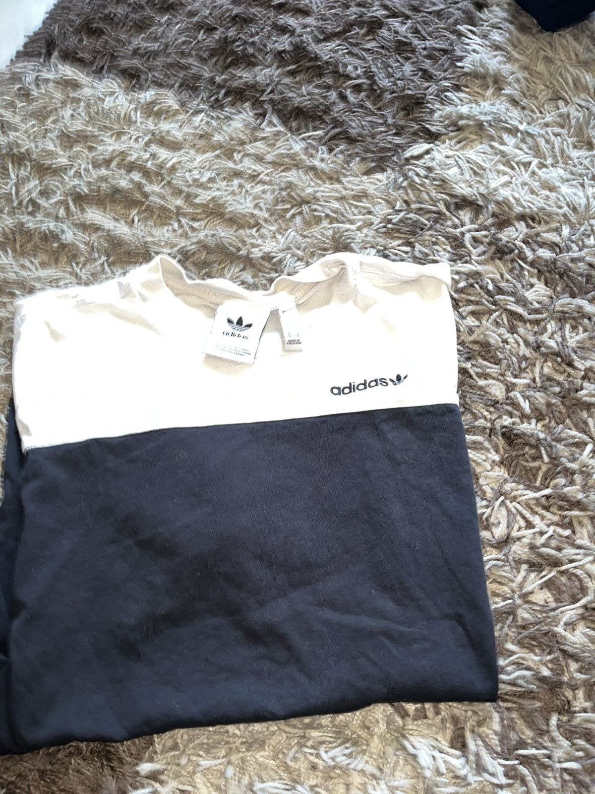 Adidas Adidas Tshirt size S New unisex Size US S / EU 44-46 / 1 - 2 Thumbnail