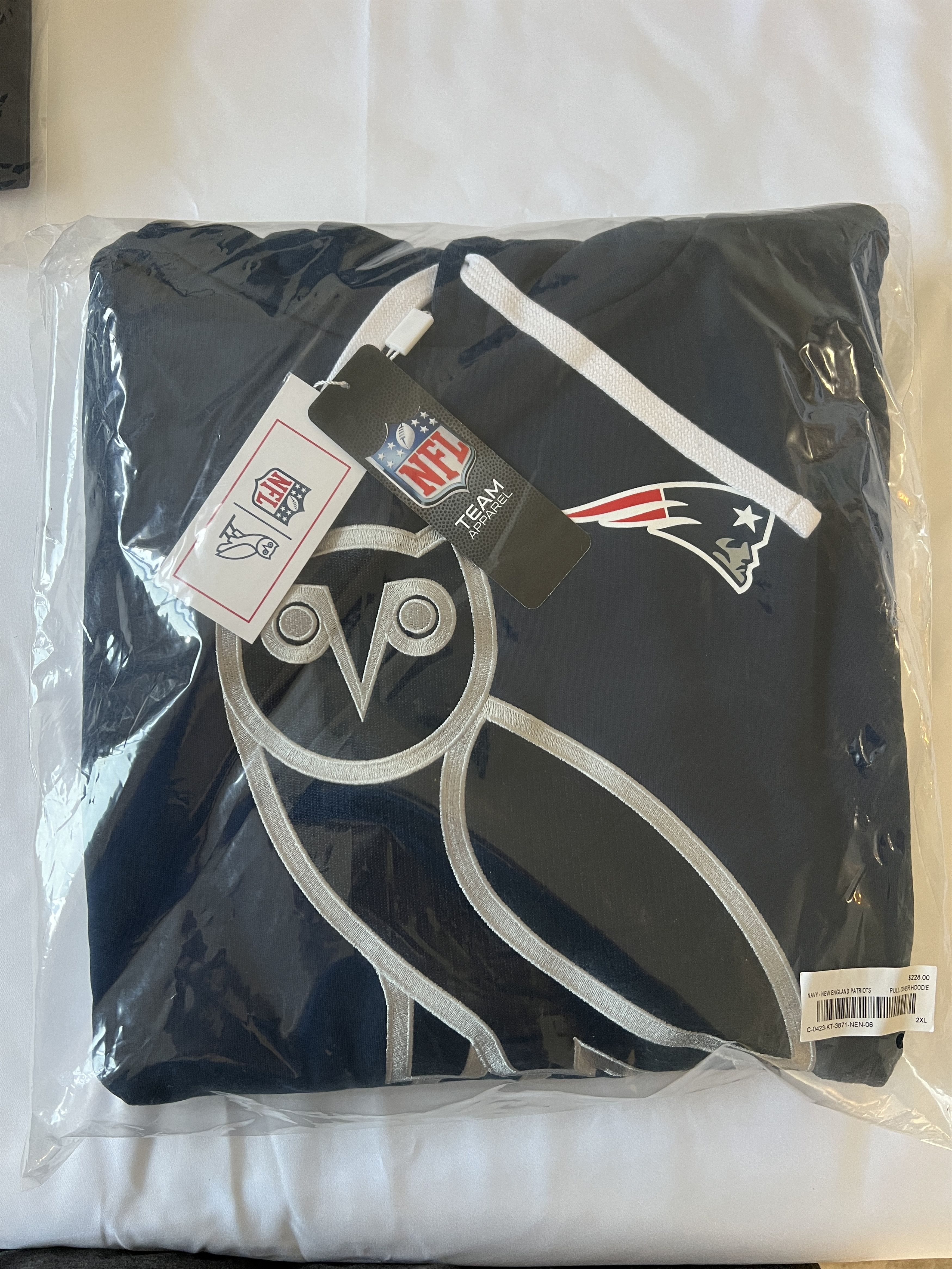 Drake OVO x NFL NEW ENGLAND PATRIOTS OG HOODIE Size US XXL / EU 58 / 5 - 7 Thumbnail