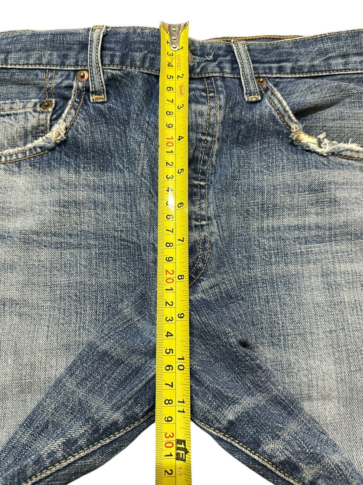 Levi's Vintage 90s Levis 501 Faded Wash Distressed Baggy Jeans Size US 33 - 16 Thumbnail