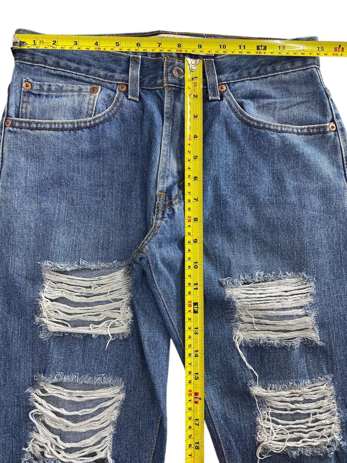 Levi's Levi’s Blue Wash Distressed Skinny Style Jean Size US 30 / EU 46 - 6 Thumbnail