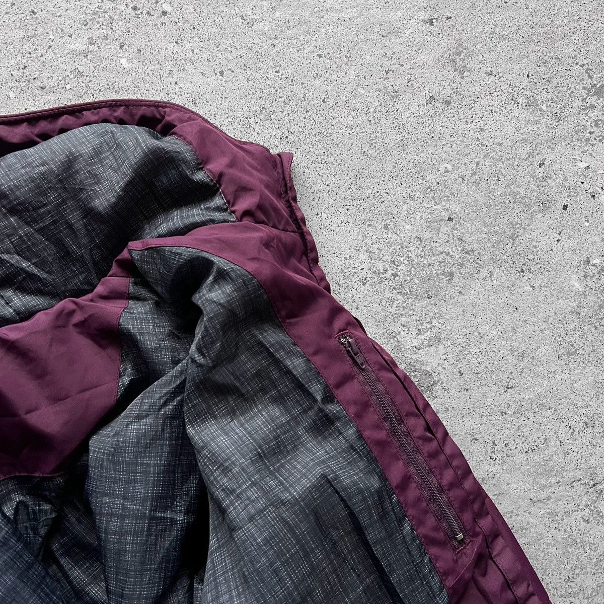Umbro Umbro Womens Purple Long Sleeve Hooded Jacket Full Zip Size M / US 6-8 / IT 42-44 - 9 Thumbnail