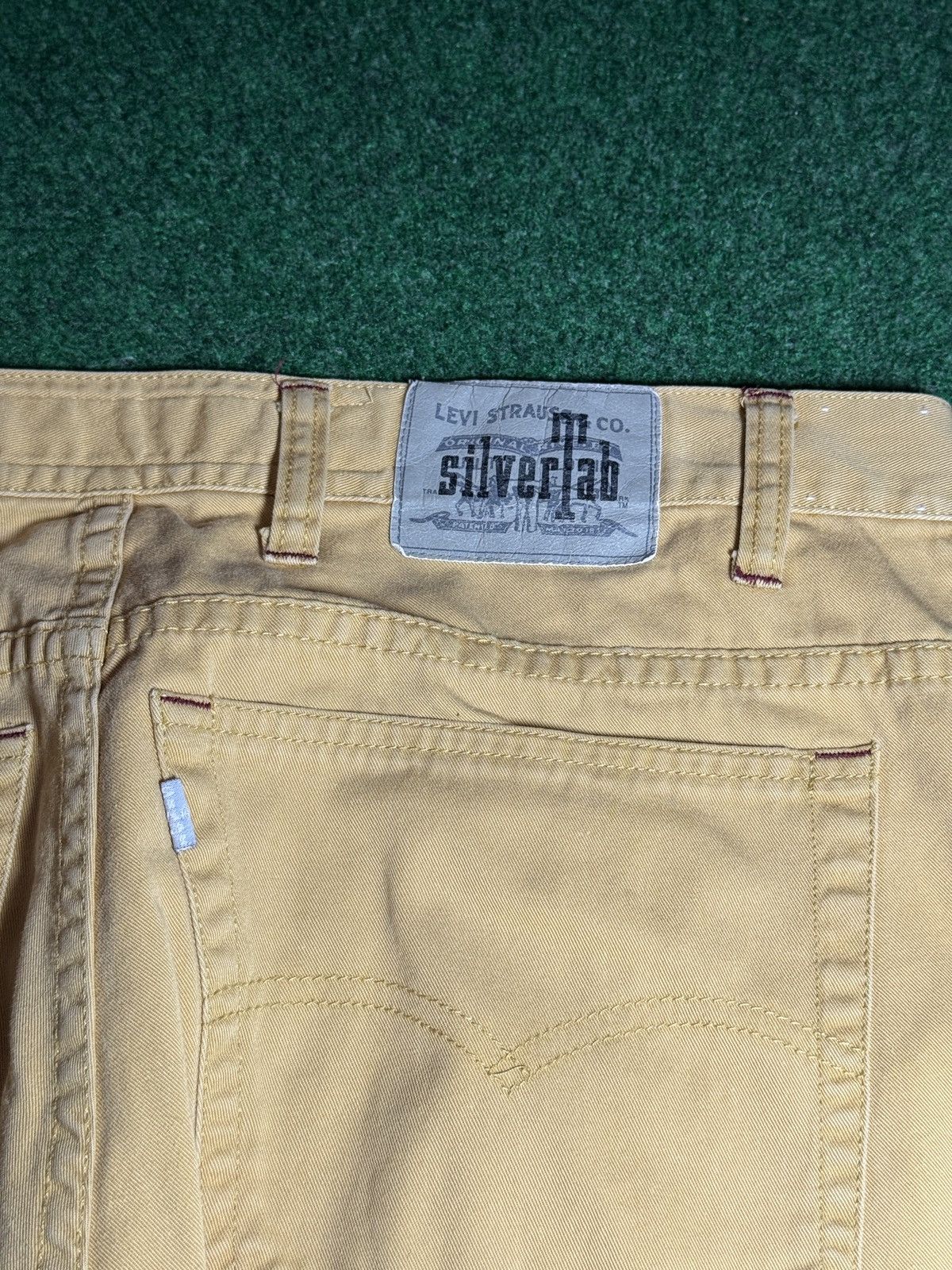 Levi's Vtg 90s Levi’s Silvertab Baggy Yellow Skater Grunge Shorts Size US 34 / EU 50 - 3 Thumbnail