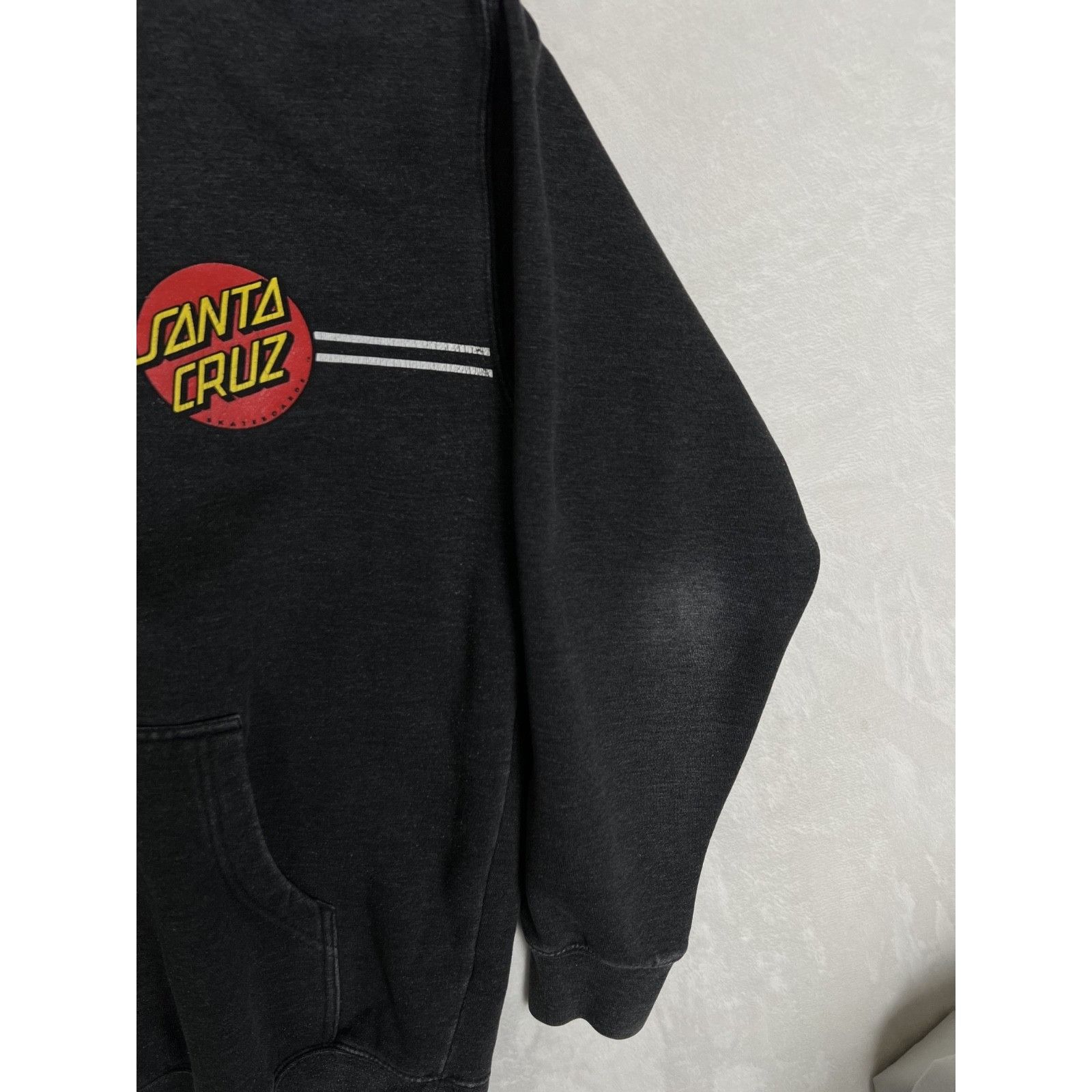 Santa Cruz Skateboards Vintage Santa Cruz Sweatshirt Mens Medium Gray OG Logo Y2K D Size US M / EU 48-50 / 2 - 3 Thumbnail