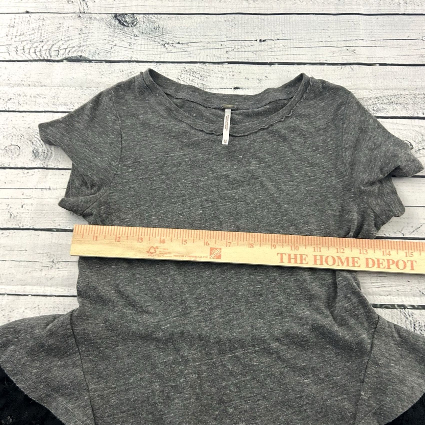 Free People Free People Short Sleeve T Shirt Women XS Gray Black Lace Bottom Size XS / US 0-2 / IT 36-38 - 4 Thumbnail