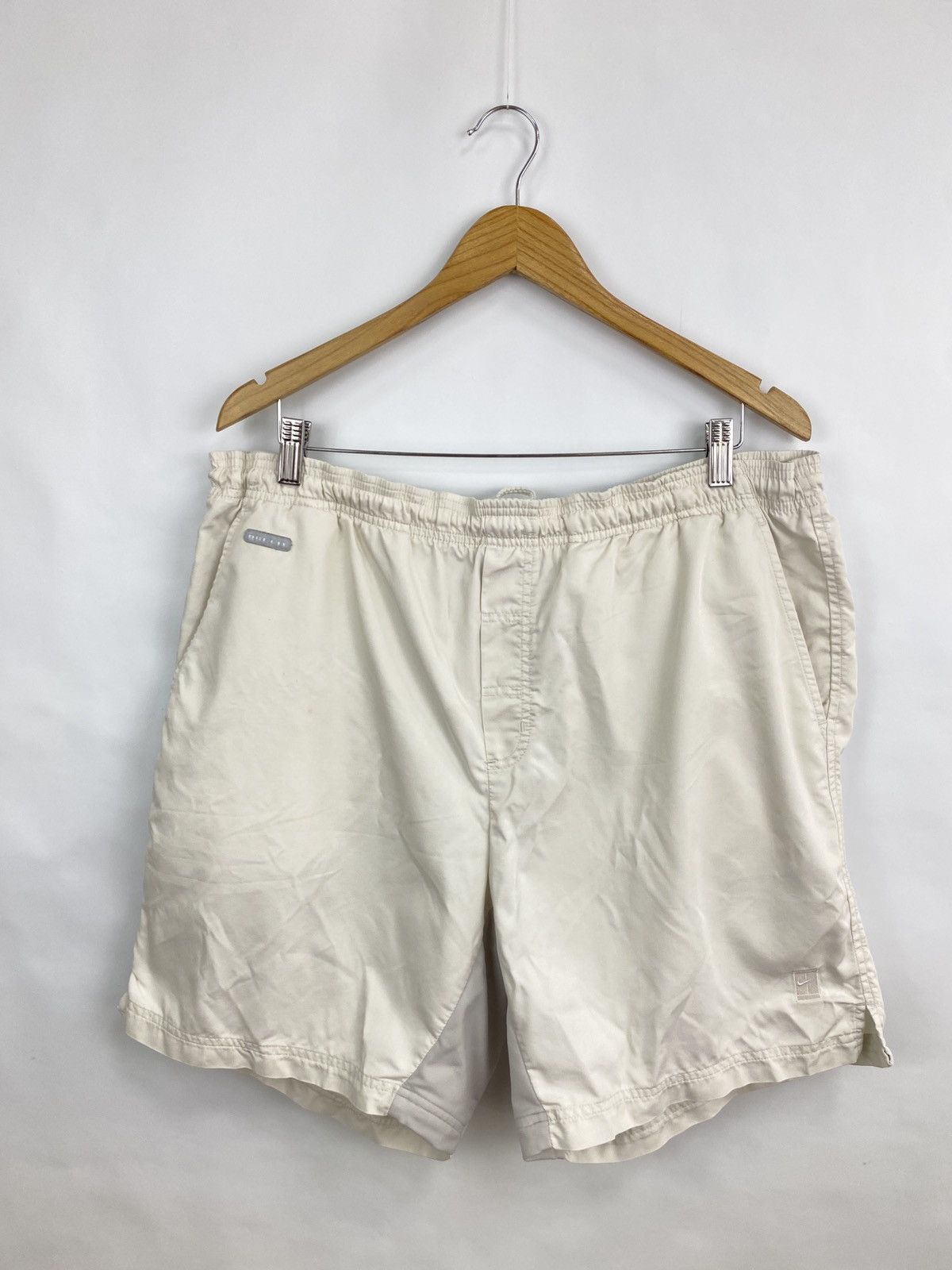 Nike 🇺🇸 Vintage 90s Nike Challenge Court Tennis Shorts Rare Retro Size US 34 / EU 50 - 2 Thumbnail