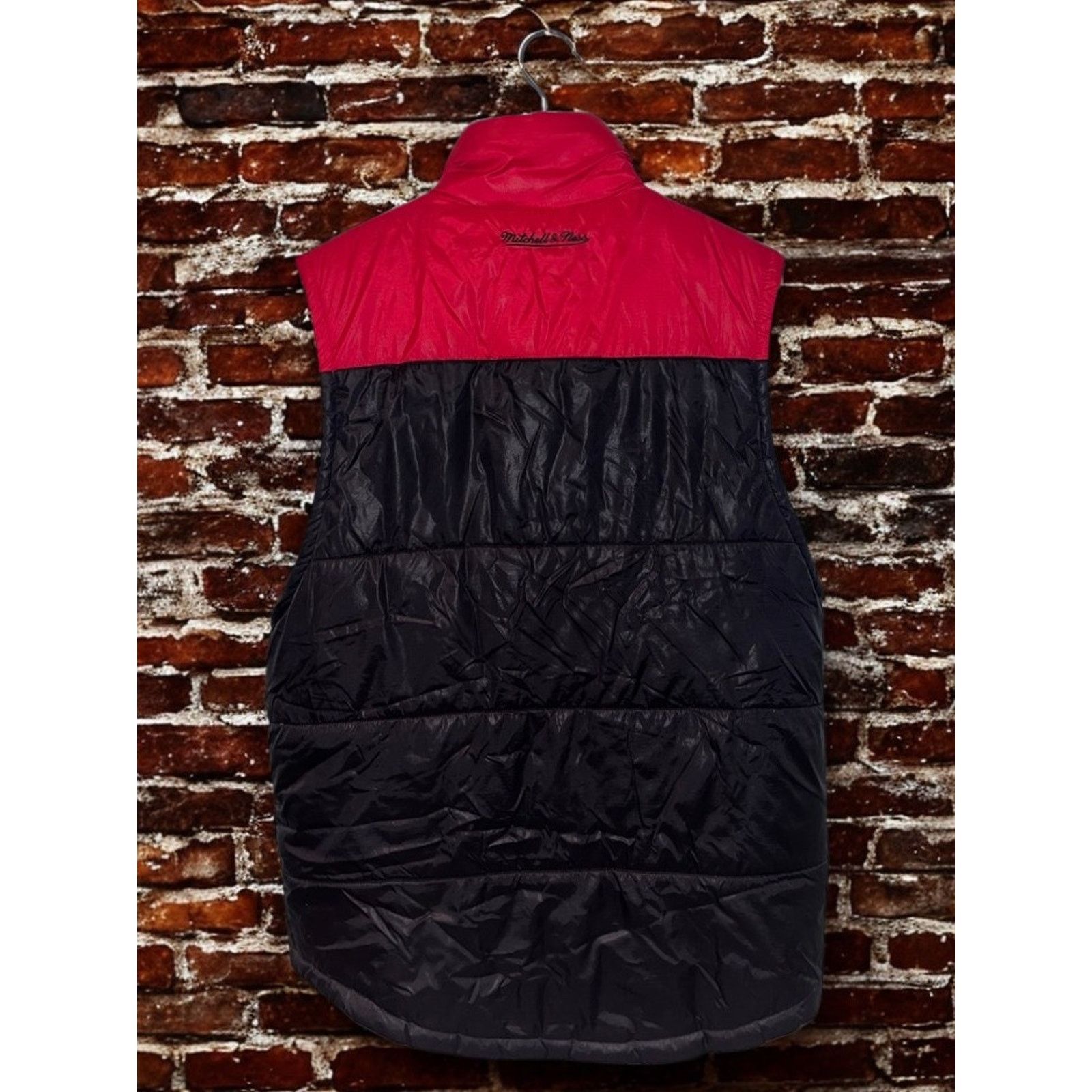Mitchell & Ness Chicago Bulls Mitchell & Ness Hardwood Classics Vest Sz L Size US L / EU 52-54 / 3 - 4 Thumbnail