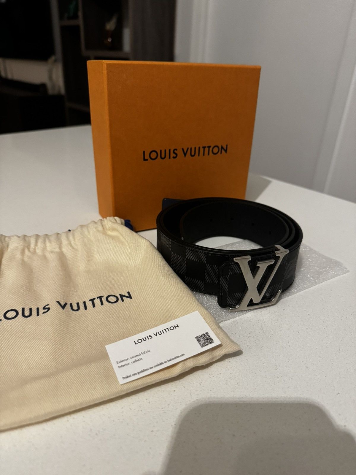 Louis Vuitton LV Initiales 40mm Reversible Belt Size 32 - 1 Thumbnail