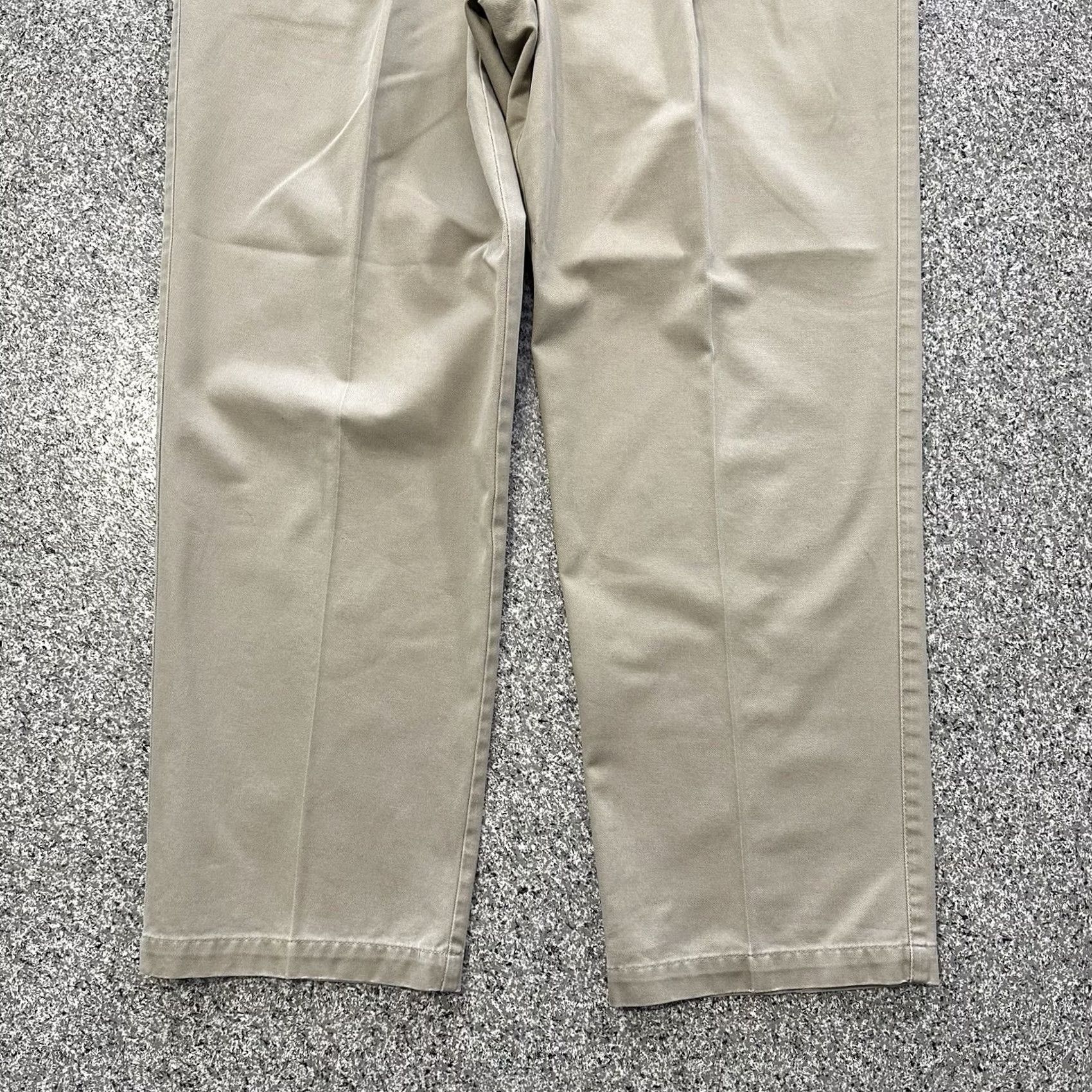 Dockers VINTAGE Dockers Khakis Pants Men 38x30 Slim Pleated Straight Cotton Beige Size US 38 / EU 54 - 4 Thumbnail