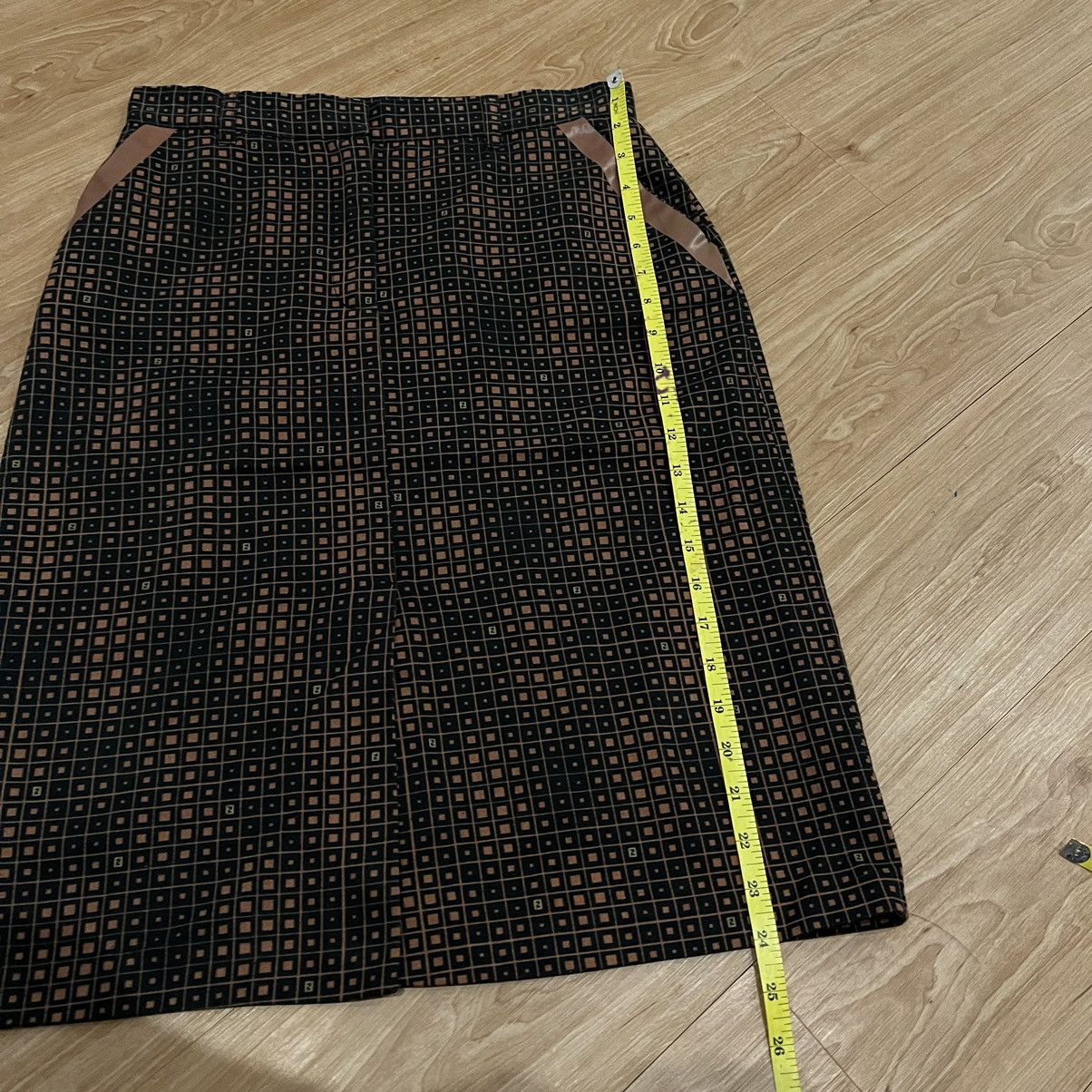 Fendi Vintage 90/Y2K Fendi Roma Mini Skirts Made In Italy Size 28" / US 6 / IT 42 - 14 Thumbnail