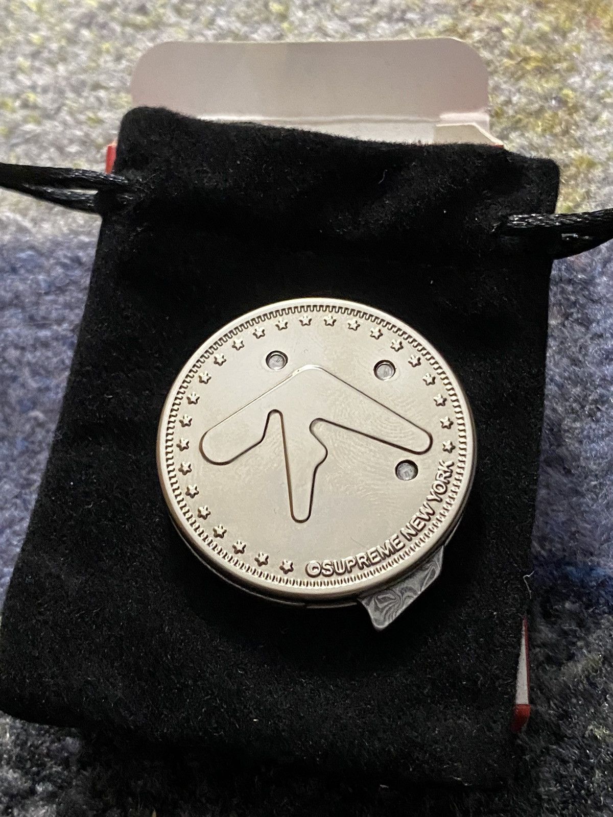 Supreme Supreme Aphex Twin Mantis Coin Knife Silver Size ONE SIZE - 2 Thumbnail