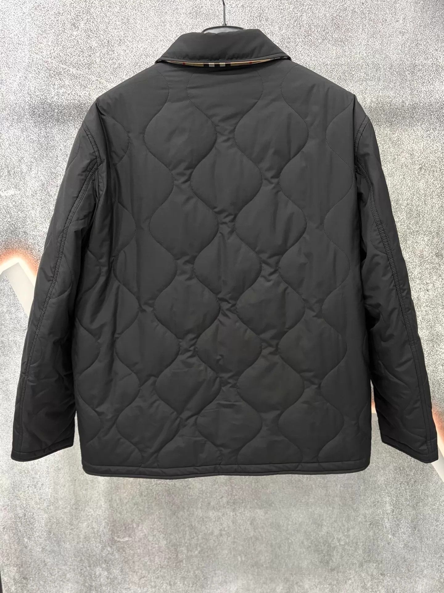 Burberry Burberry Men's 2-Sided Short Padded L Black/Check Size US L / EU 52-54 / 3 - 2 Thumbnail