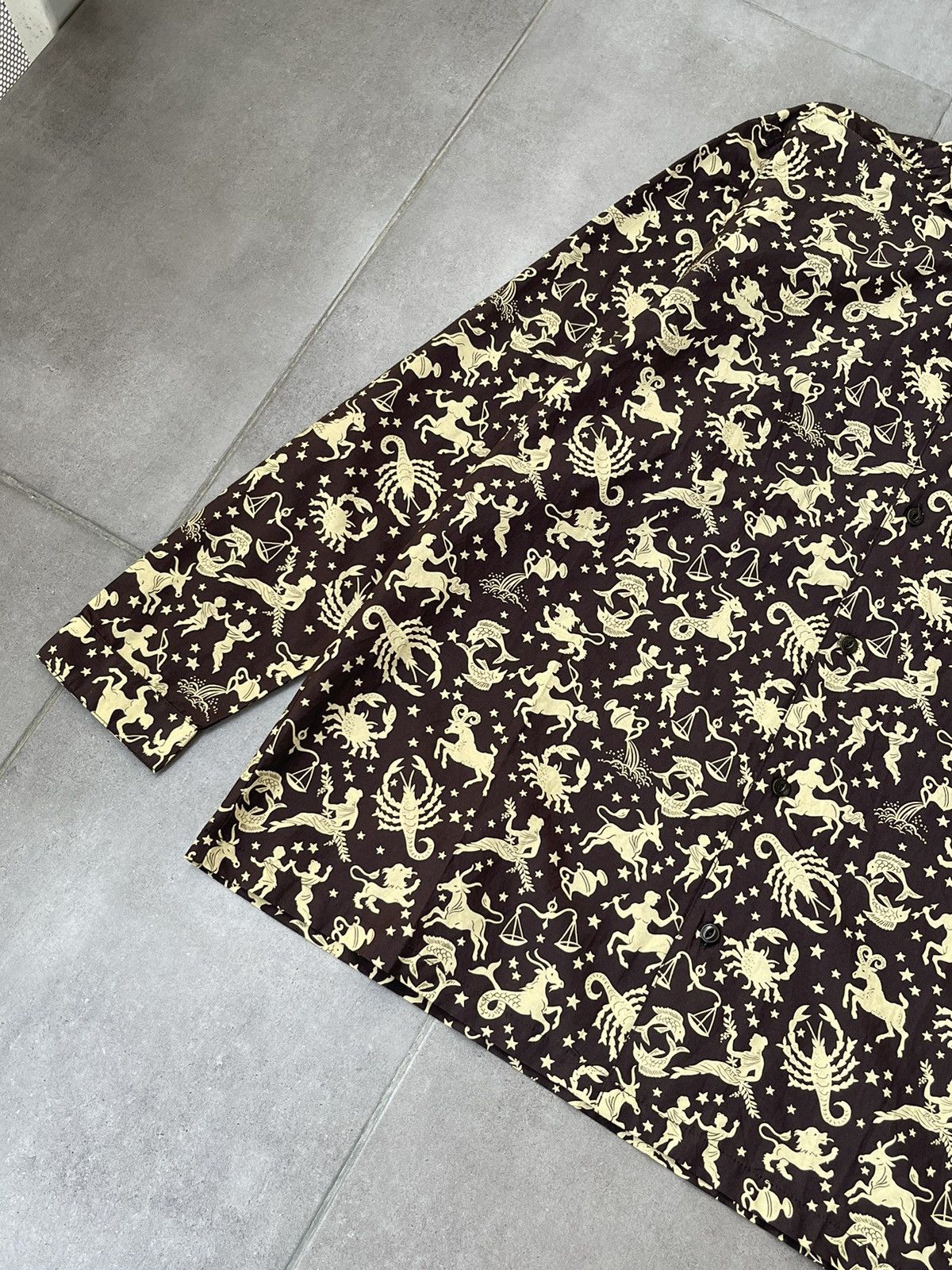 YMC !DS! SS23 YMC Zodiac Motif Silk Button Up Shirt Size US M / EU 48-50 / 2 - 14 Thumbnail